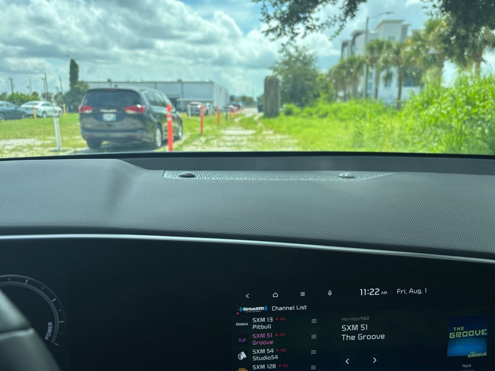 Thumbnail: 2023 Kia Niro - 21