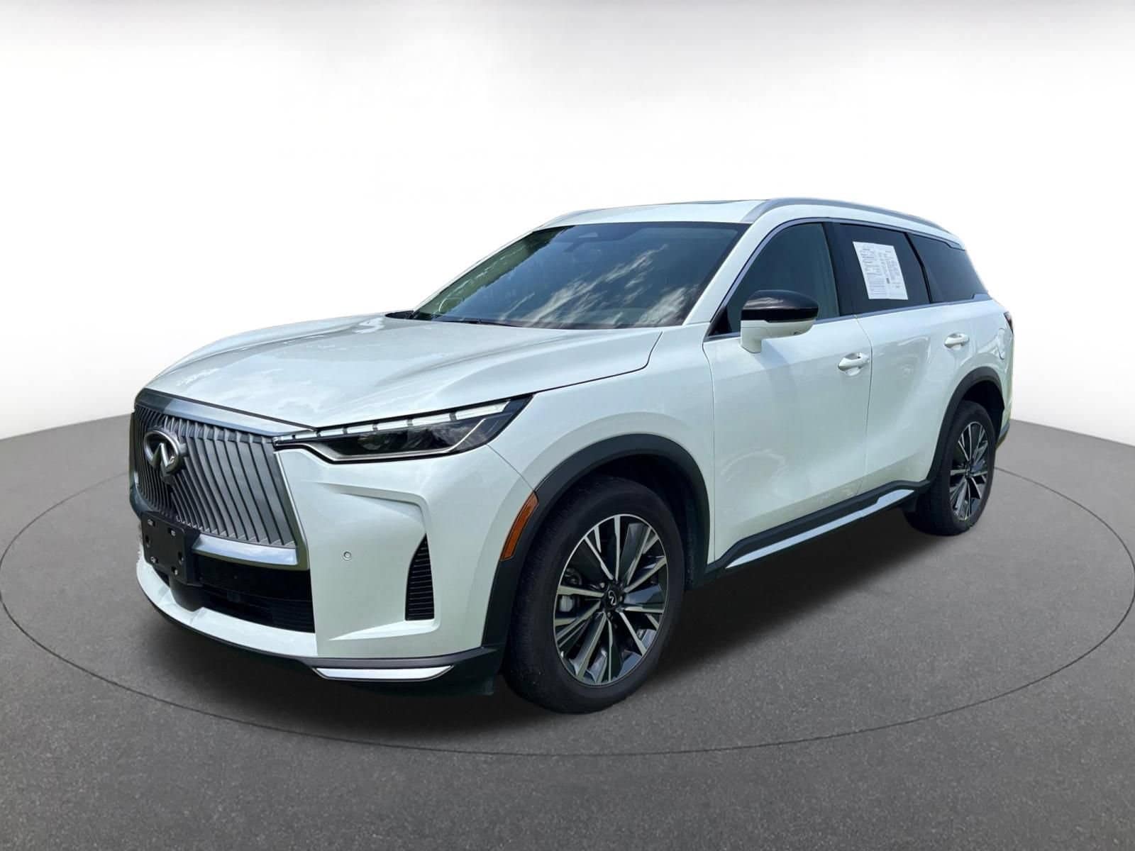 Thumbnail: 2026 INFINITI QX60 - 4