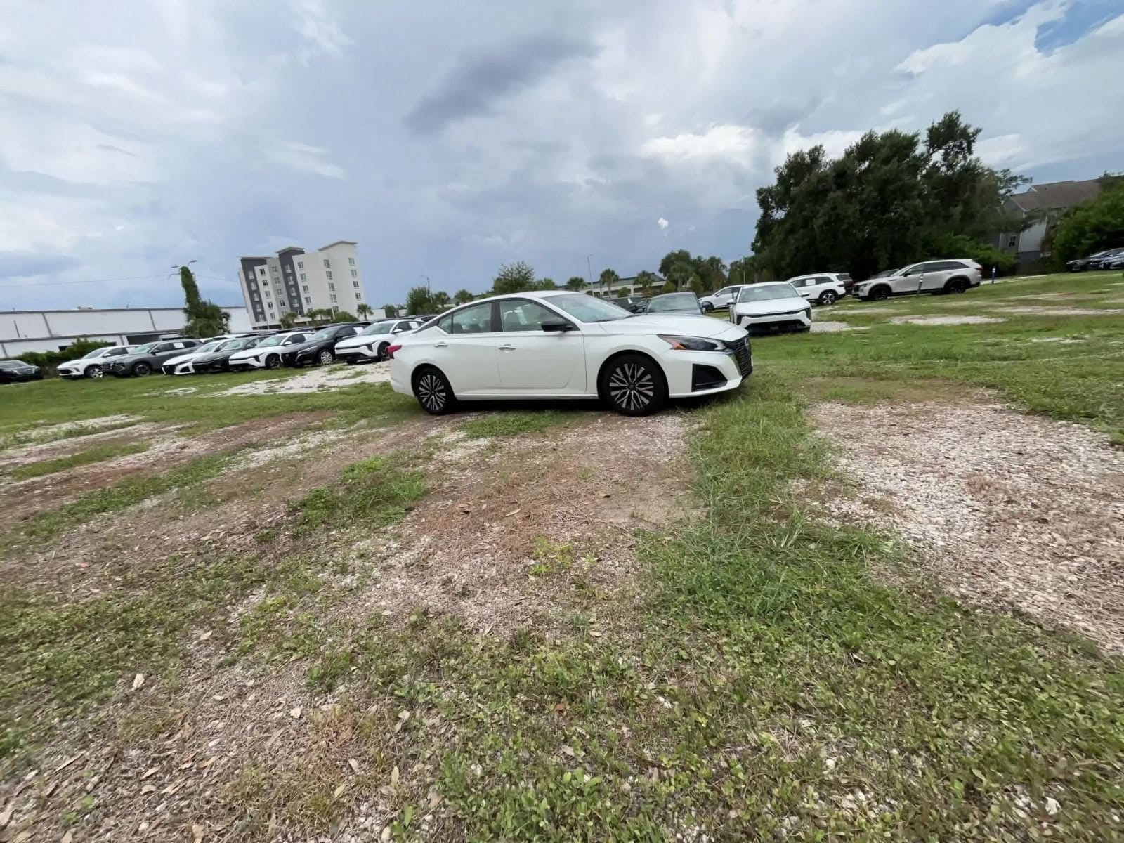 Thumbnail: 2025 Nissan Altima - 16