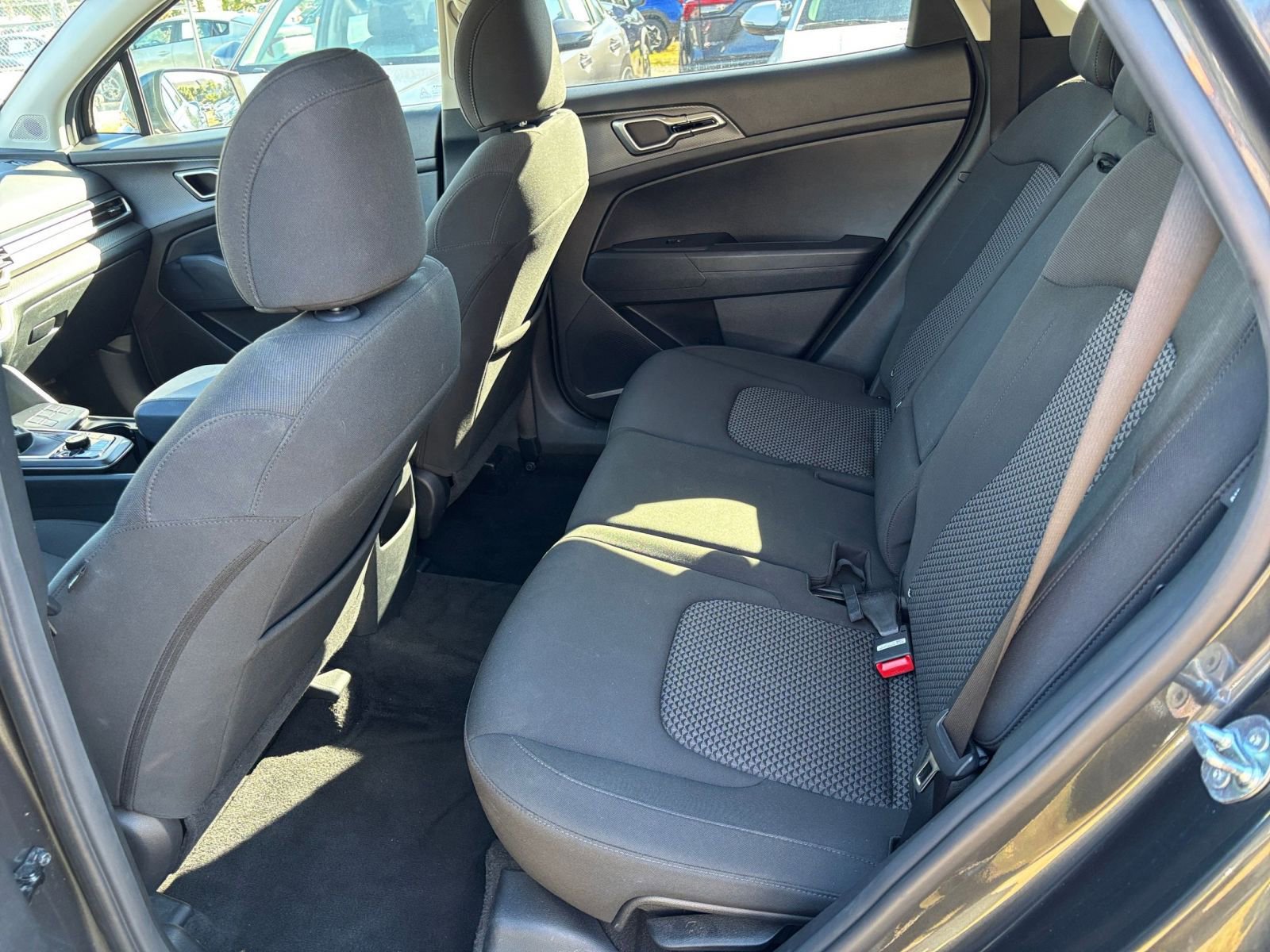 Thumbnail: 2025 Kia Sportage - 25