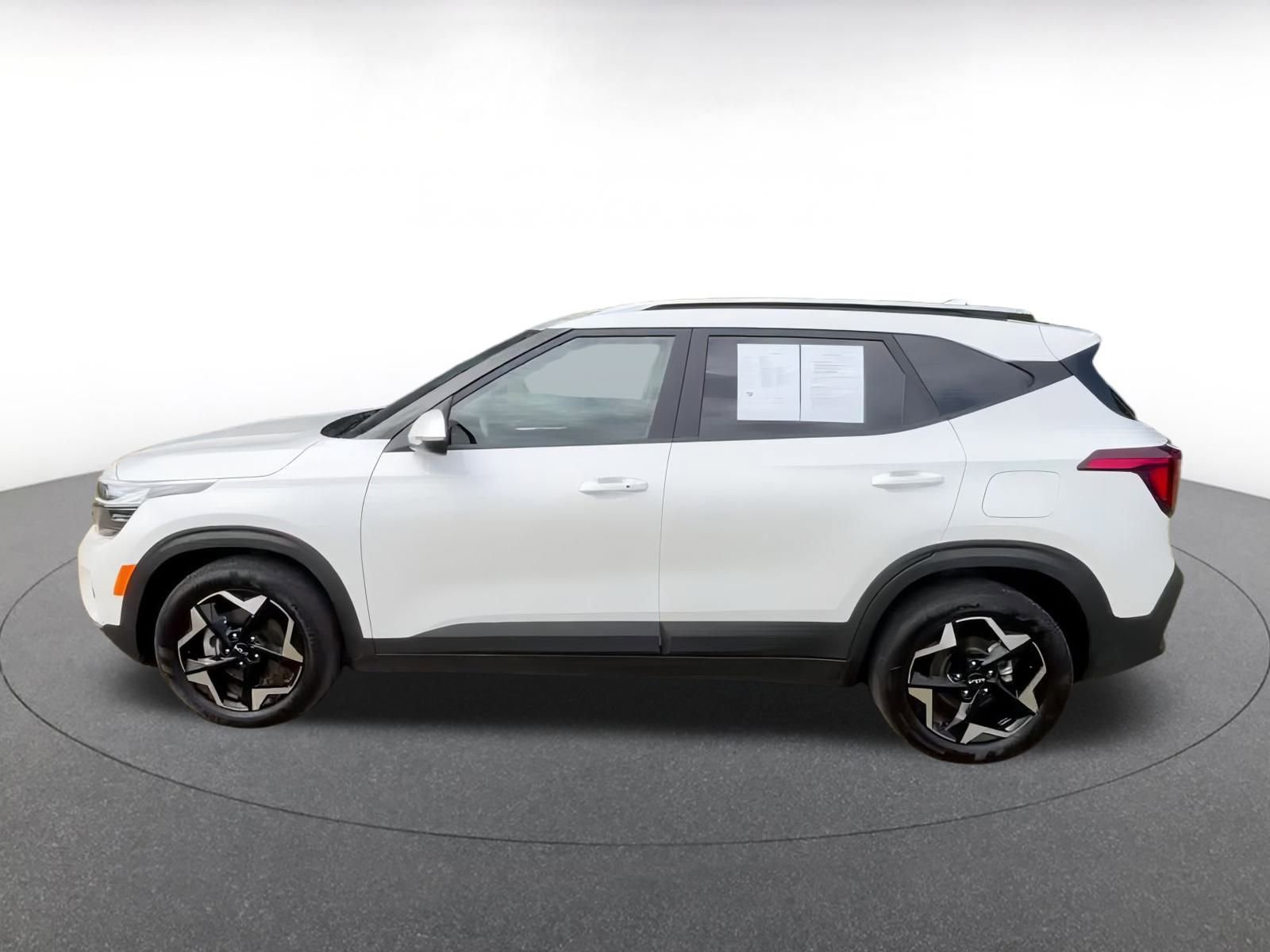 Thumbnail: 2025 Kia Seltos - 9