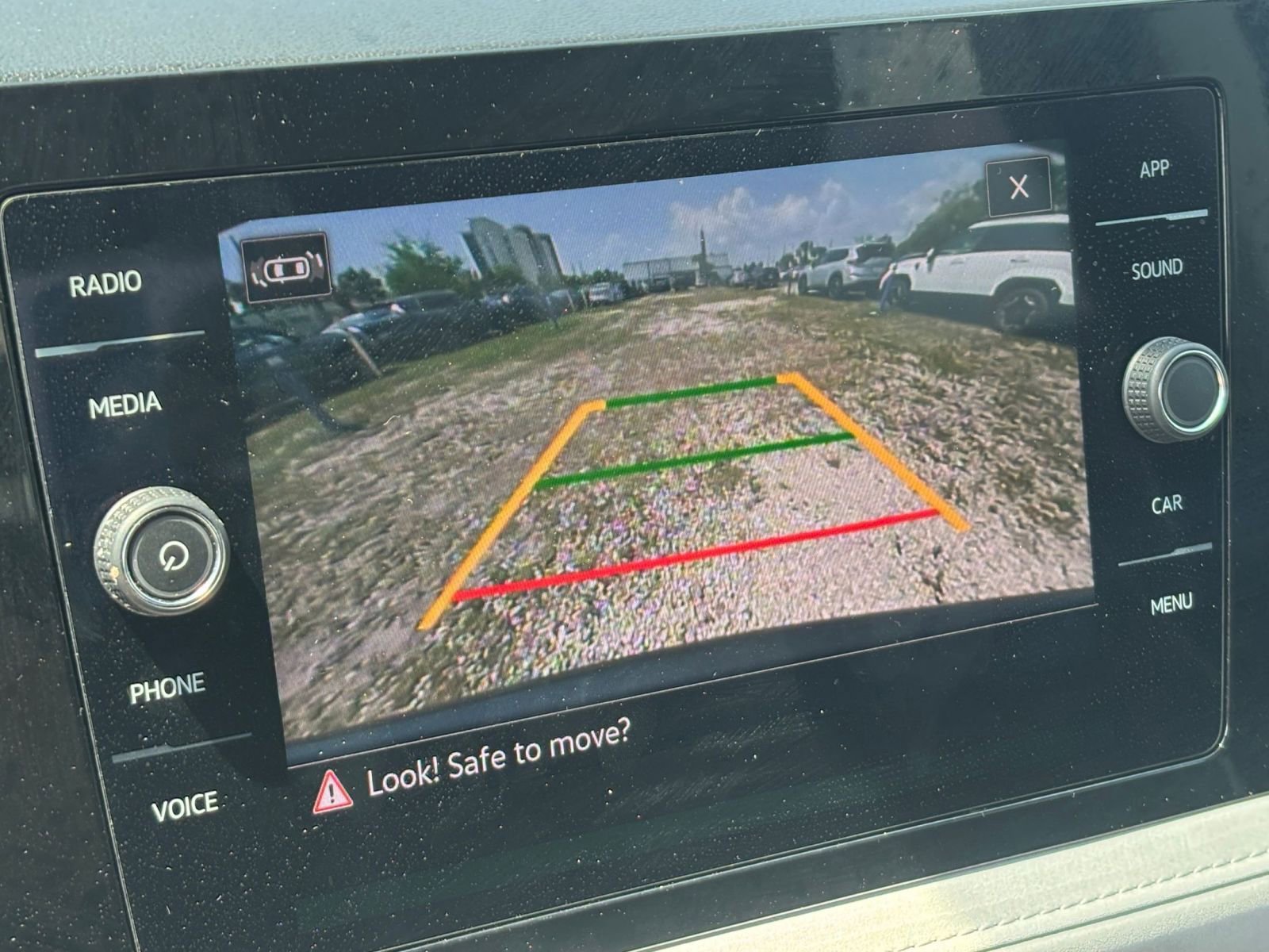 Thumbnail: 2025 Volkswagen Taos - 24