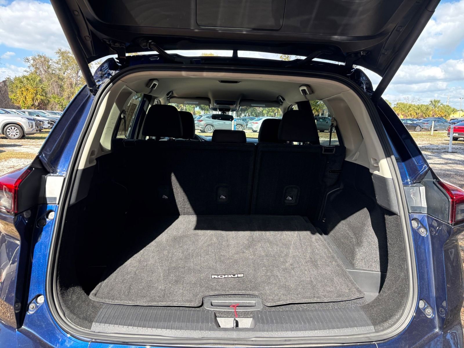 Thumbnail: 2025 Nissan Rogue - 33