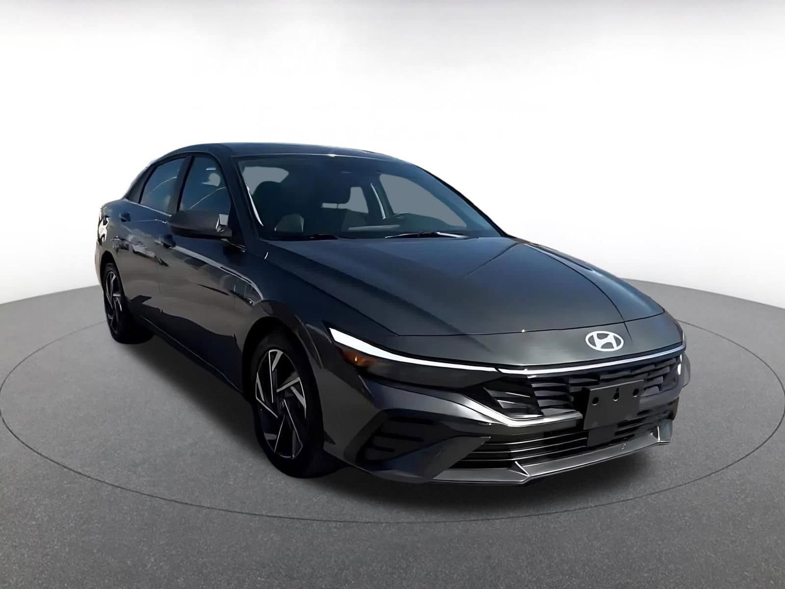 Thumbnail: 2025 Hyundai Elantra - 2