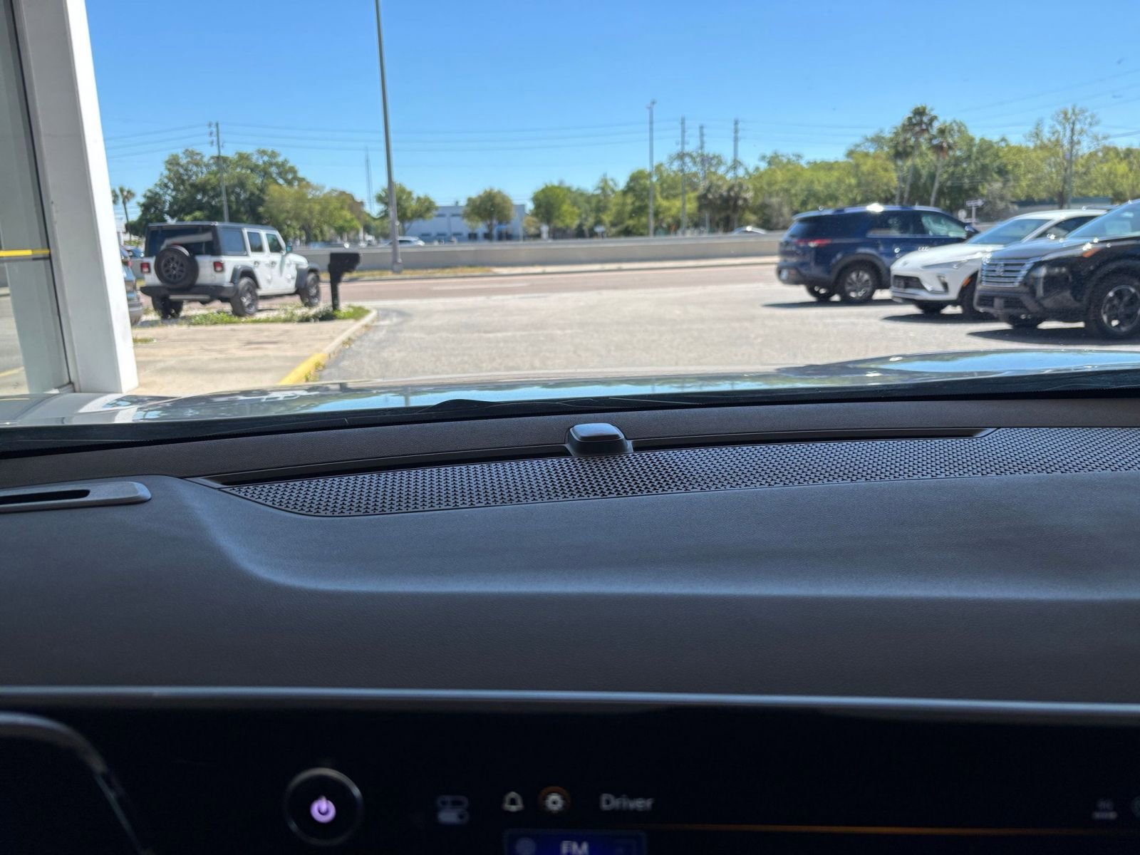 Thumbnail: 2025 Chevrolet Equinox - 17