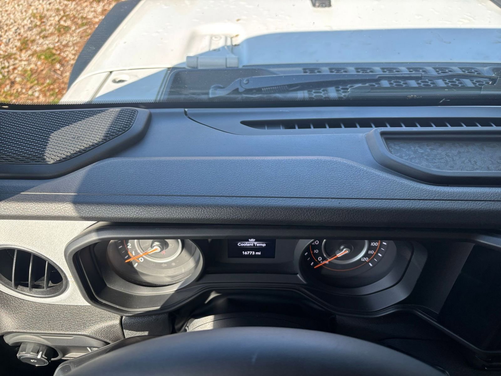 Thumbnail: 2025 Jeep Wrangler - 34