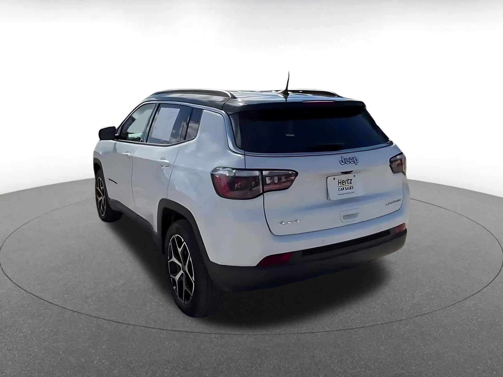 Thumbnail: 2025 Jeep Compass - 11