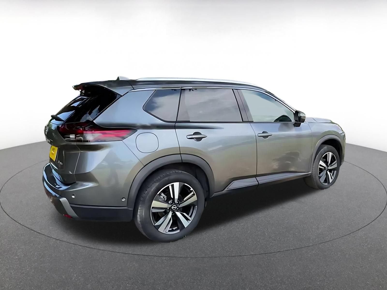 Thumbnail: 2026 Nissan Rogue - 12