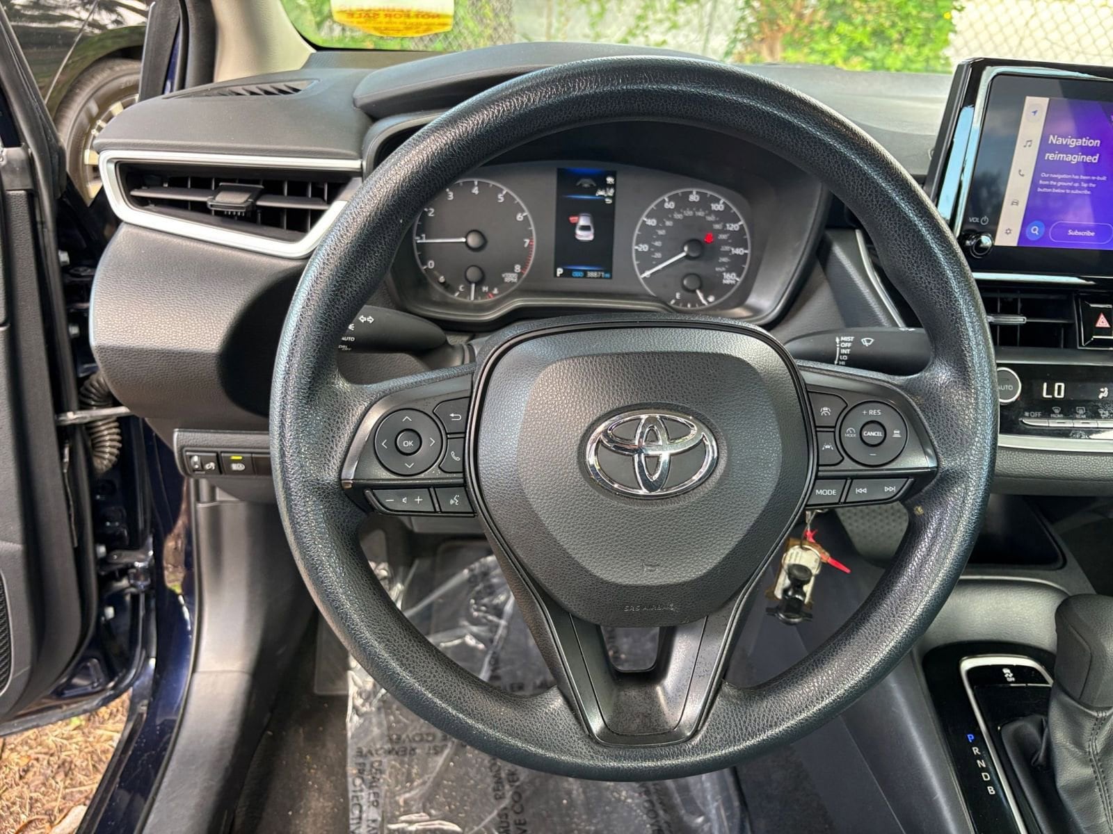 Thumbnail: 2023 Toyota Corolla - 28