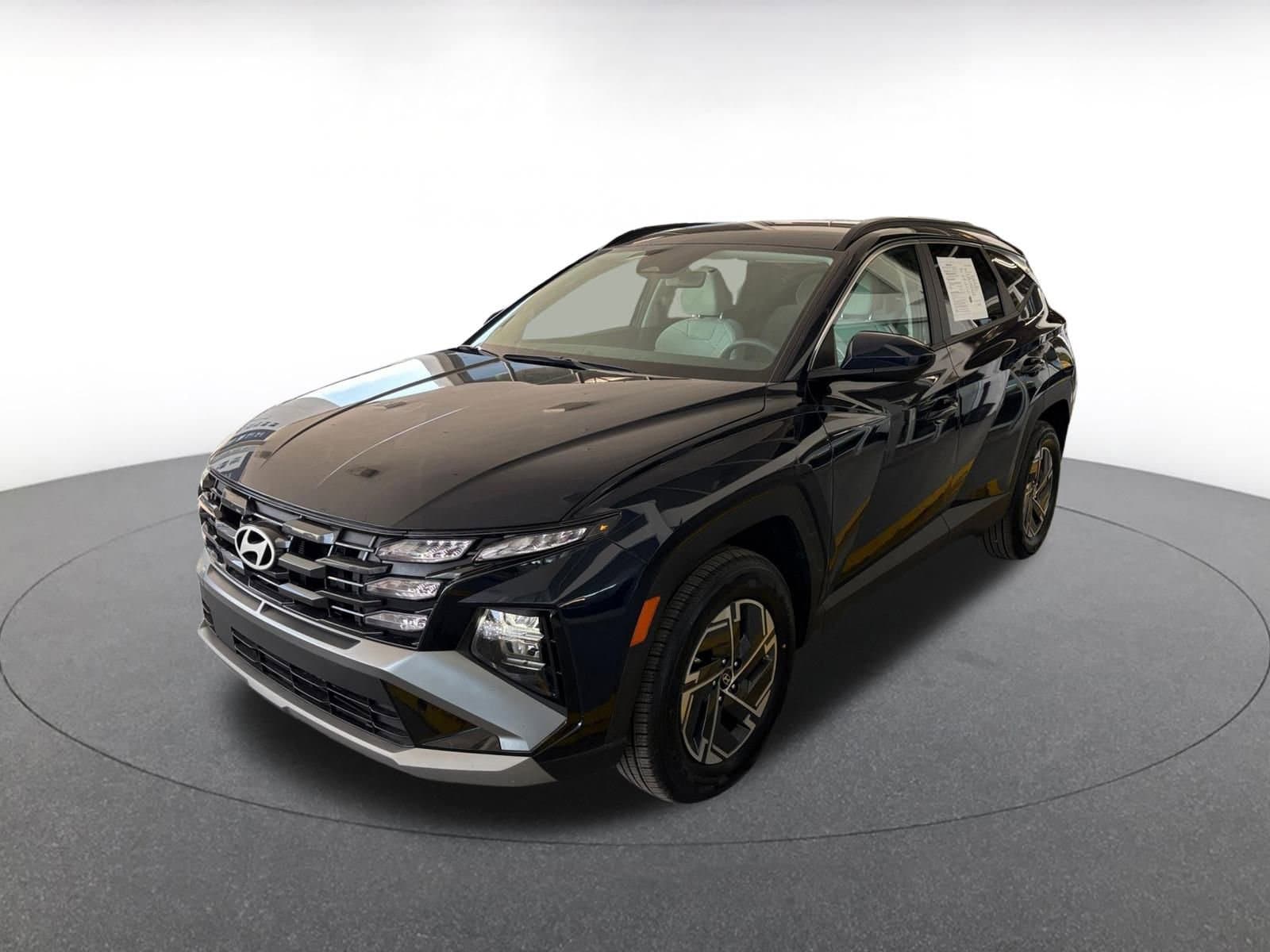 Thumbnail: 2025 Hyundai Tucson - 4