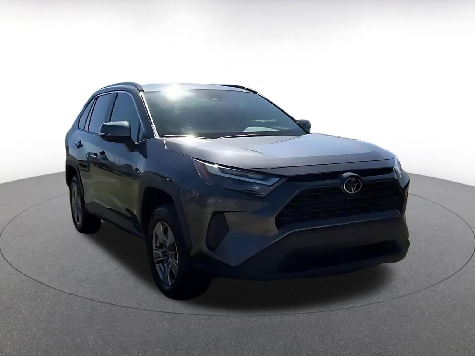 Thumbnail: 2025 Toyota RAV4 - 3