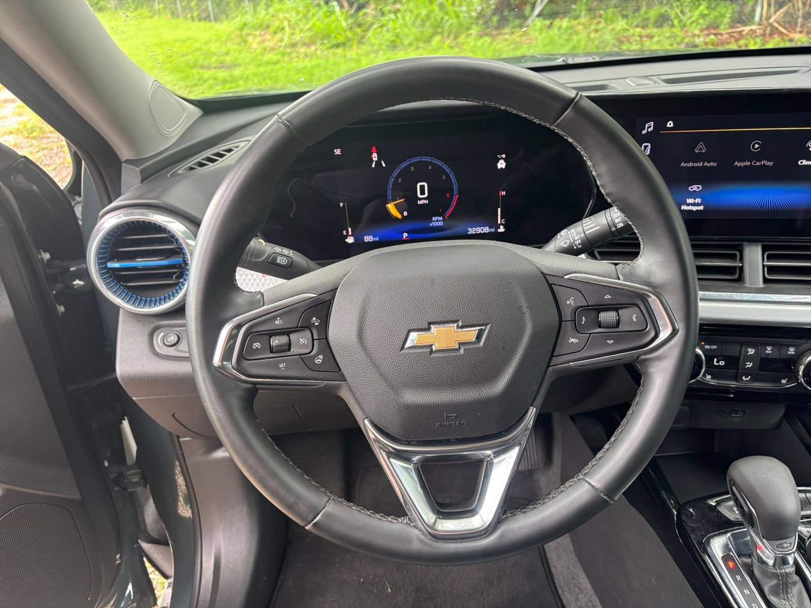 Thumbnail: 2025 Chevrolet Trax - 29