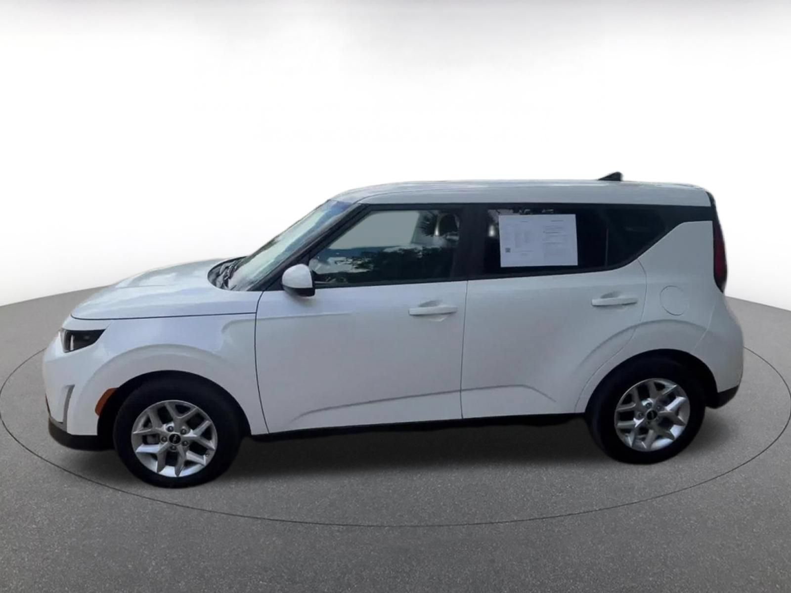Thumbnail: 2025 Kia Soul - 9