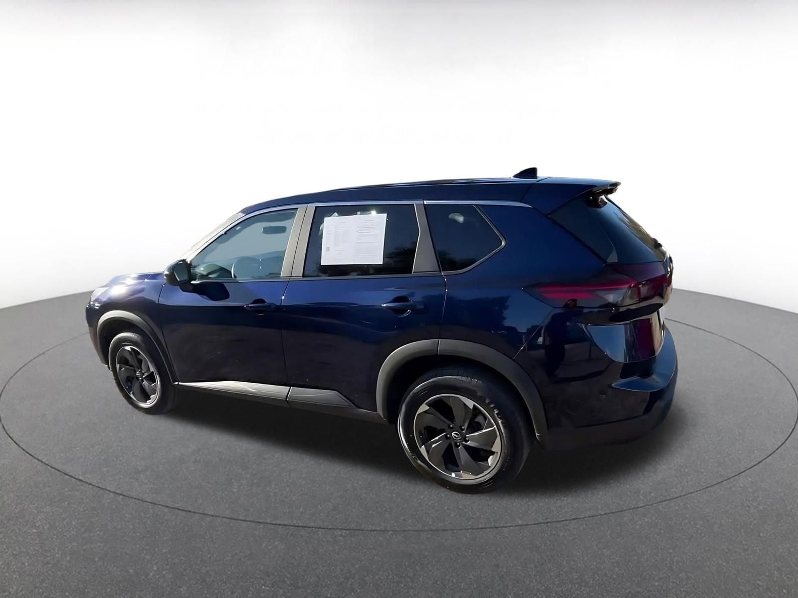 Thumbnail: 2025 Nissan Rogue - 10