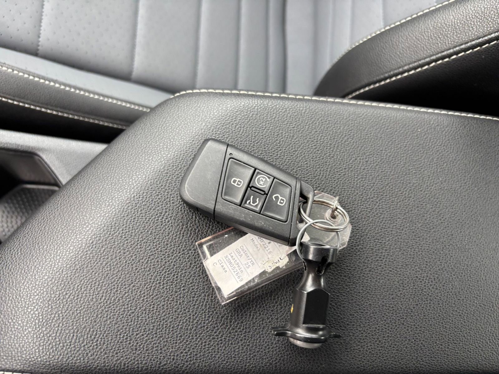 Thumbnail: 2025 Volkswagen Jetta - 23