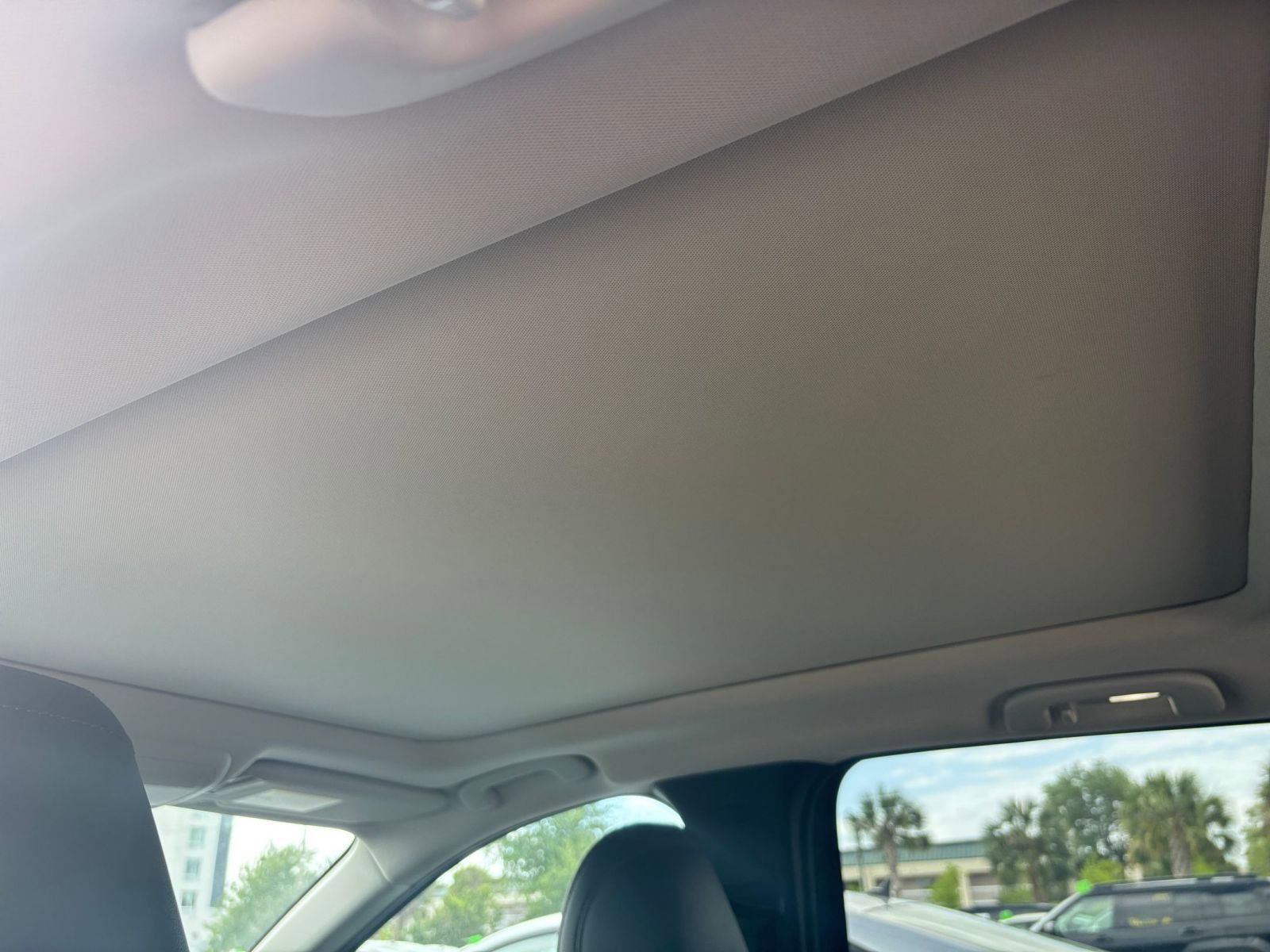 Thumbnail: 2025 Mazda CX-50 - 31