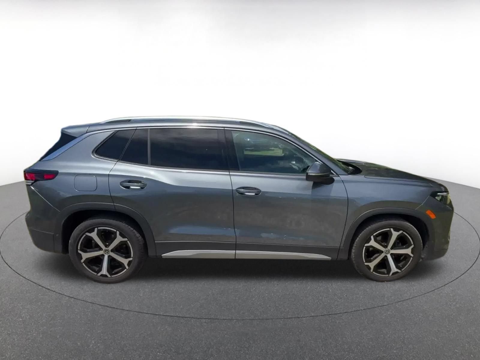 Thumbnail: 2026 Volkswagen Tiguan - 15