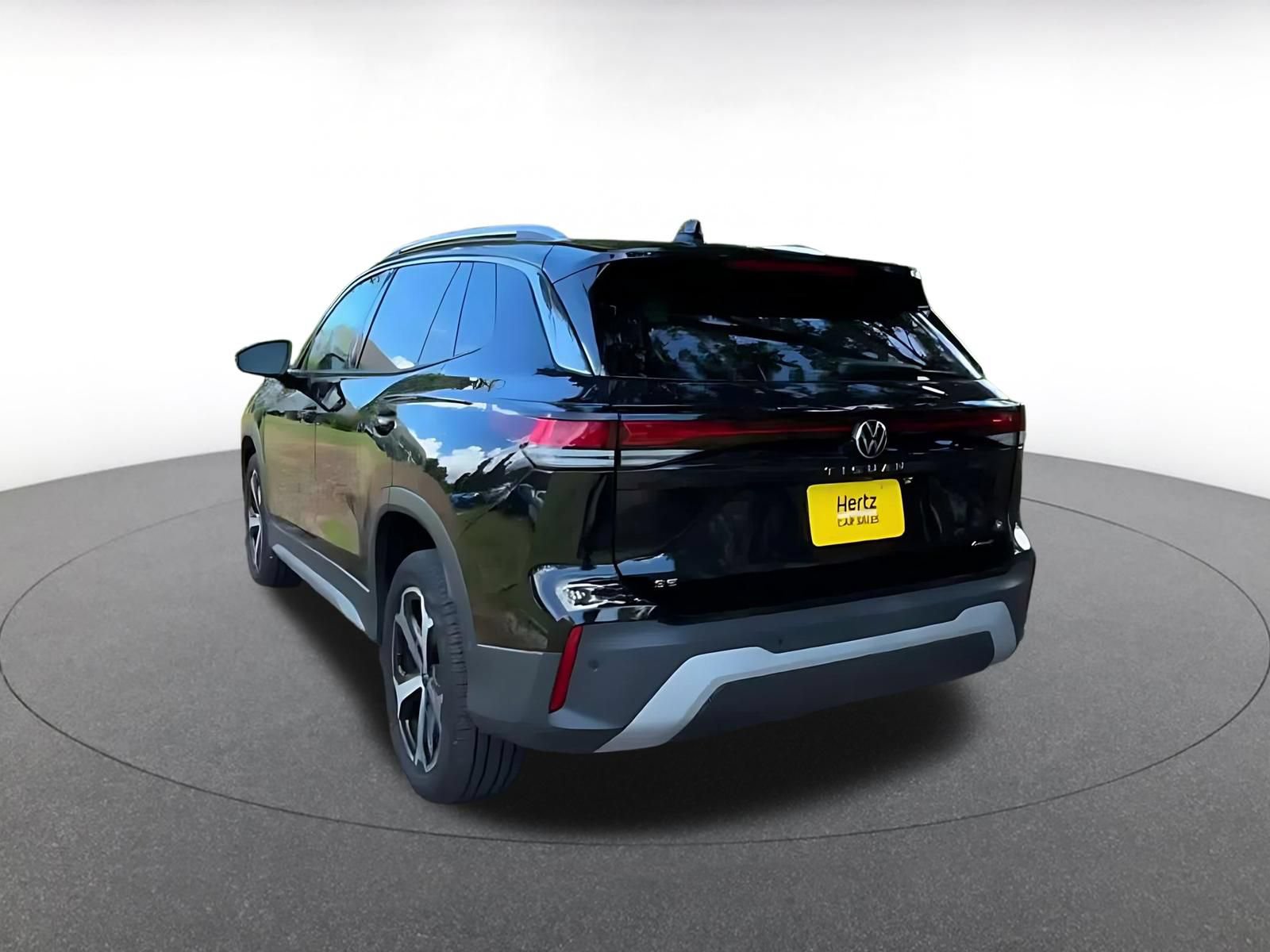 Thumbnail: 2026 Volkswagen Tiguan - 10