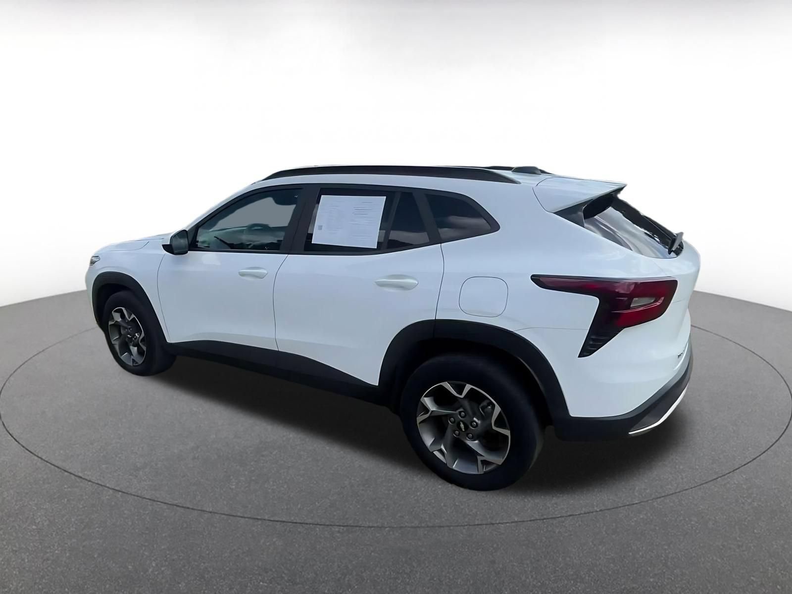 Thumbnail: 2025 Chevrolet Trax - 9