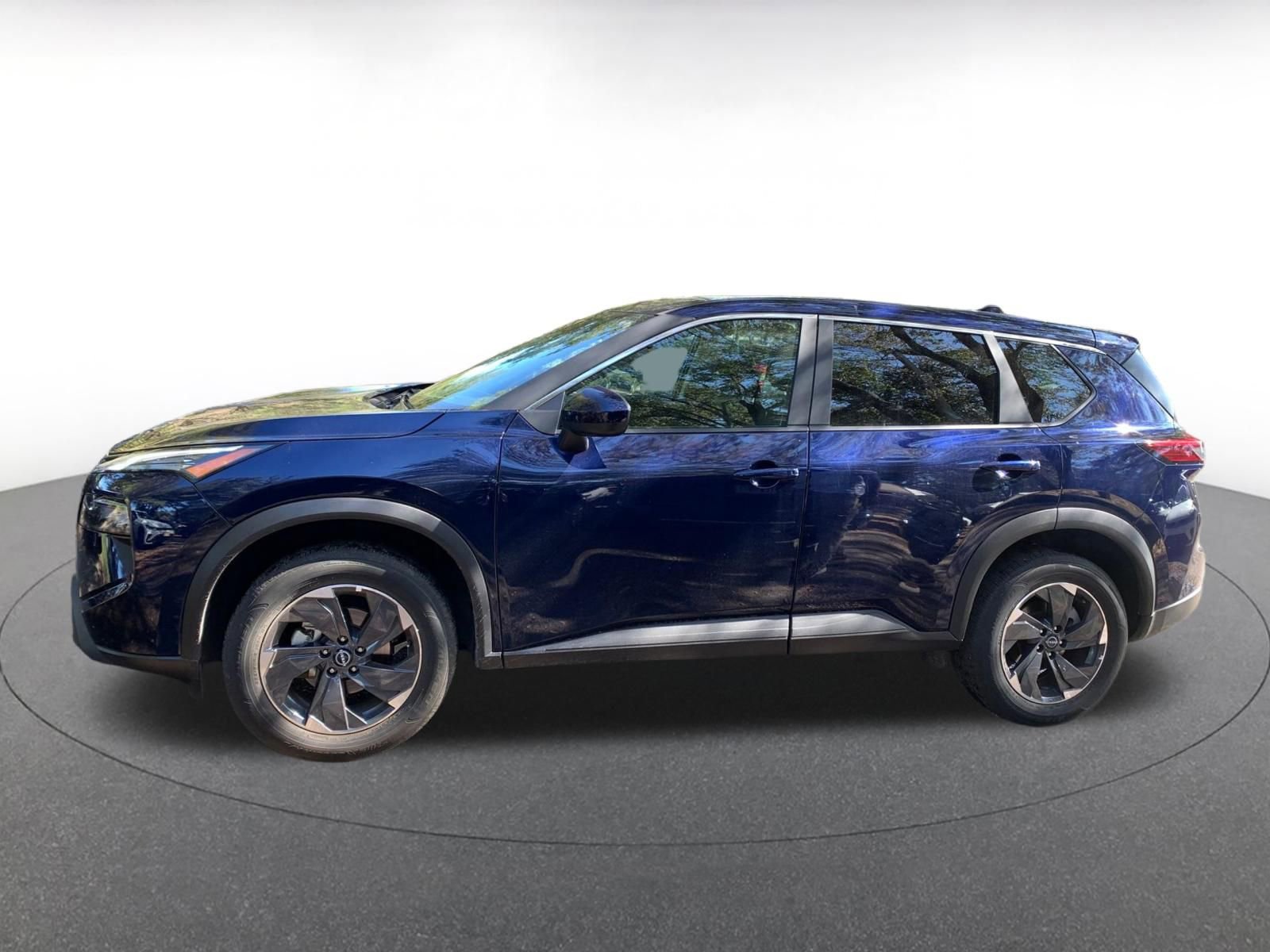Thumbnail: 2025 Nissan Rogue - 4
