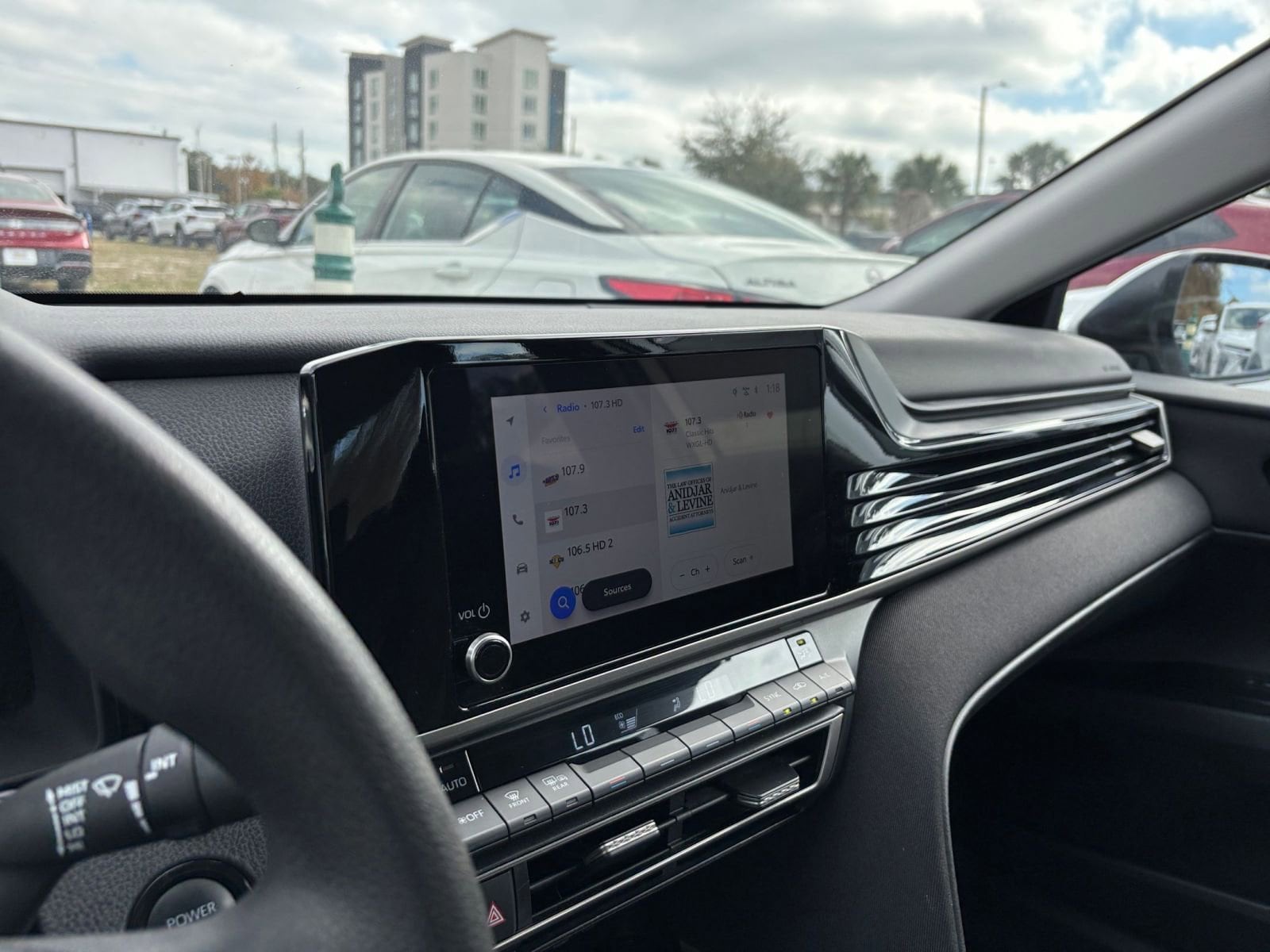 Thumbnail: 2025 Toyota Camry - 21