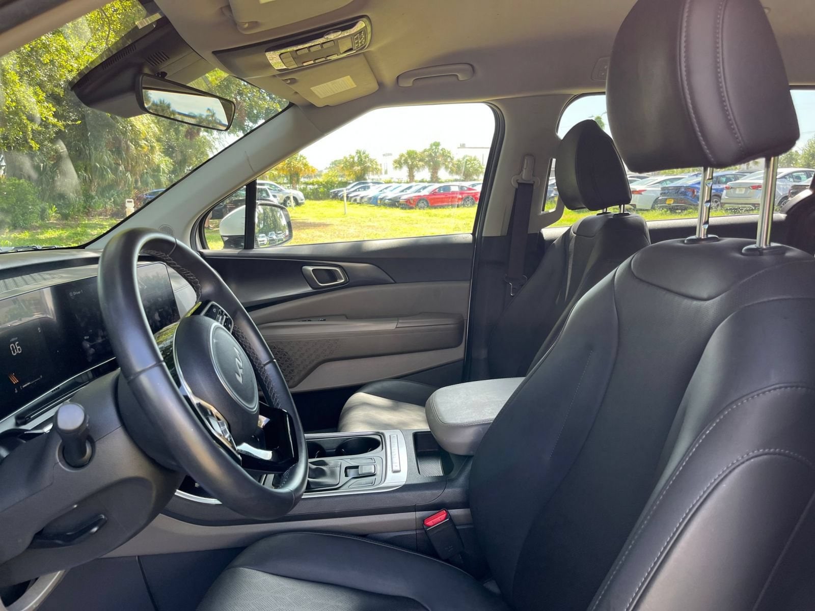 Thumbnail: 2026 Kia Carnival - 27