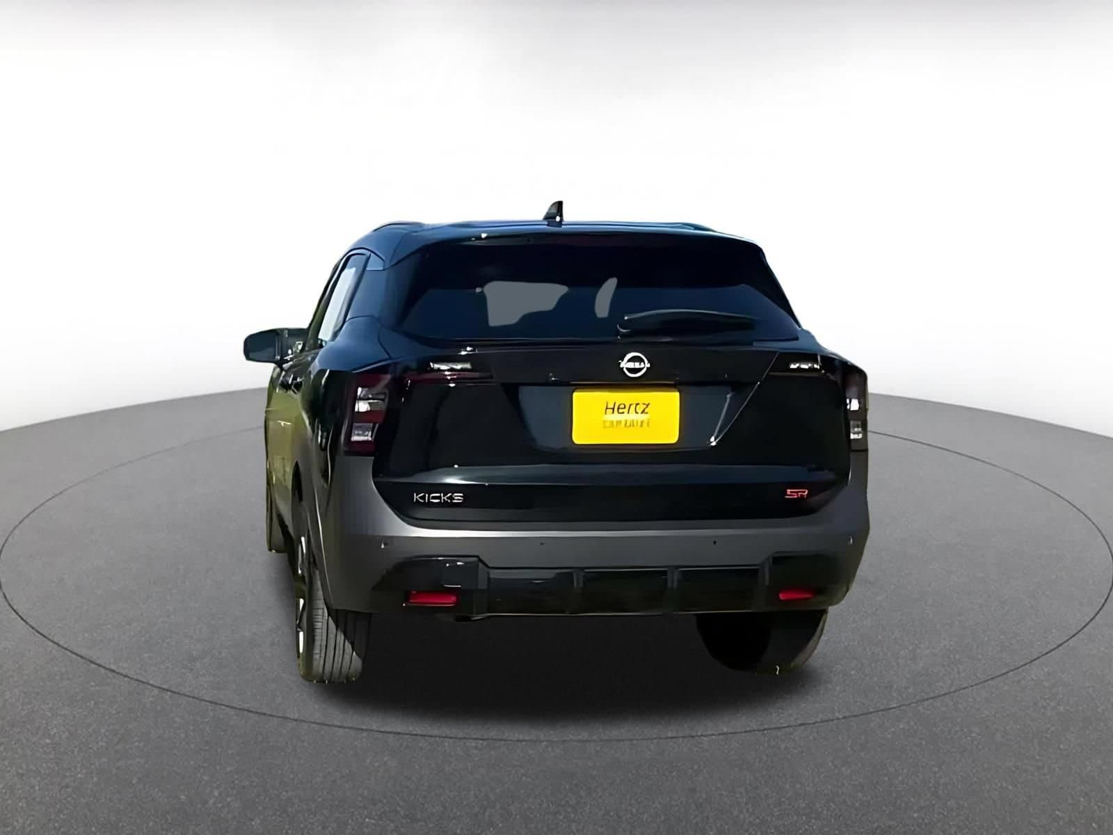 Thumbnail: 2026 Nissan Kicks - 6