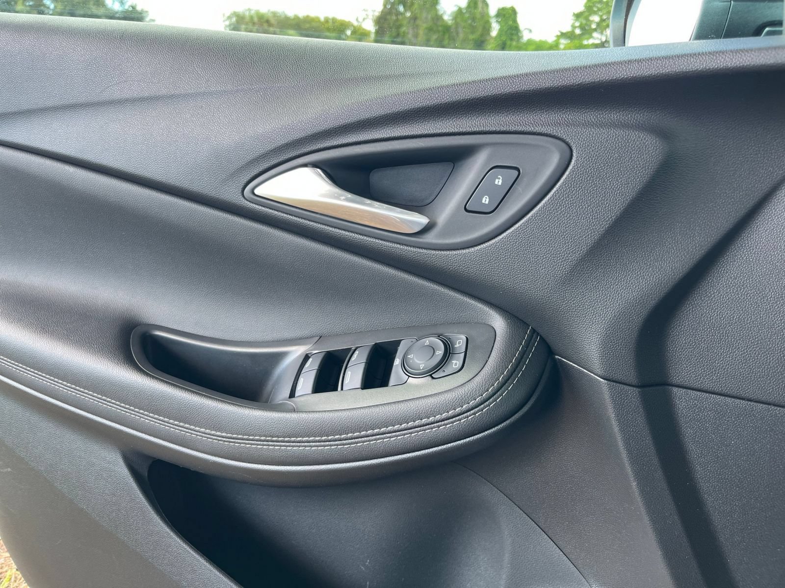 Thumbnail: 2026 Buick Encore GX - 18