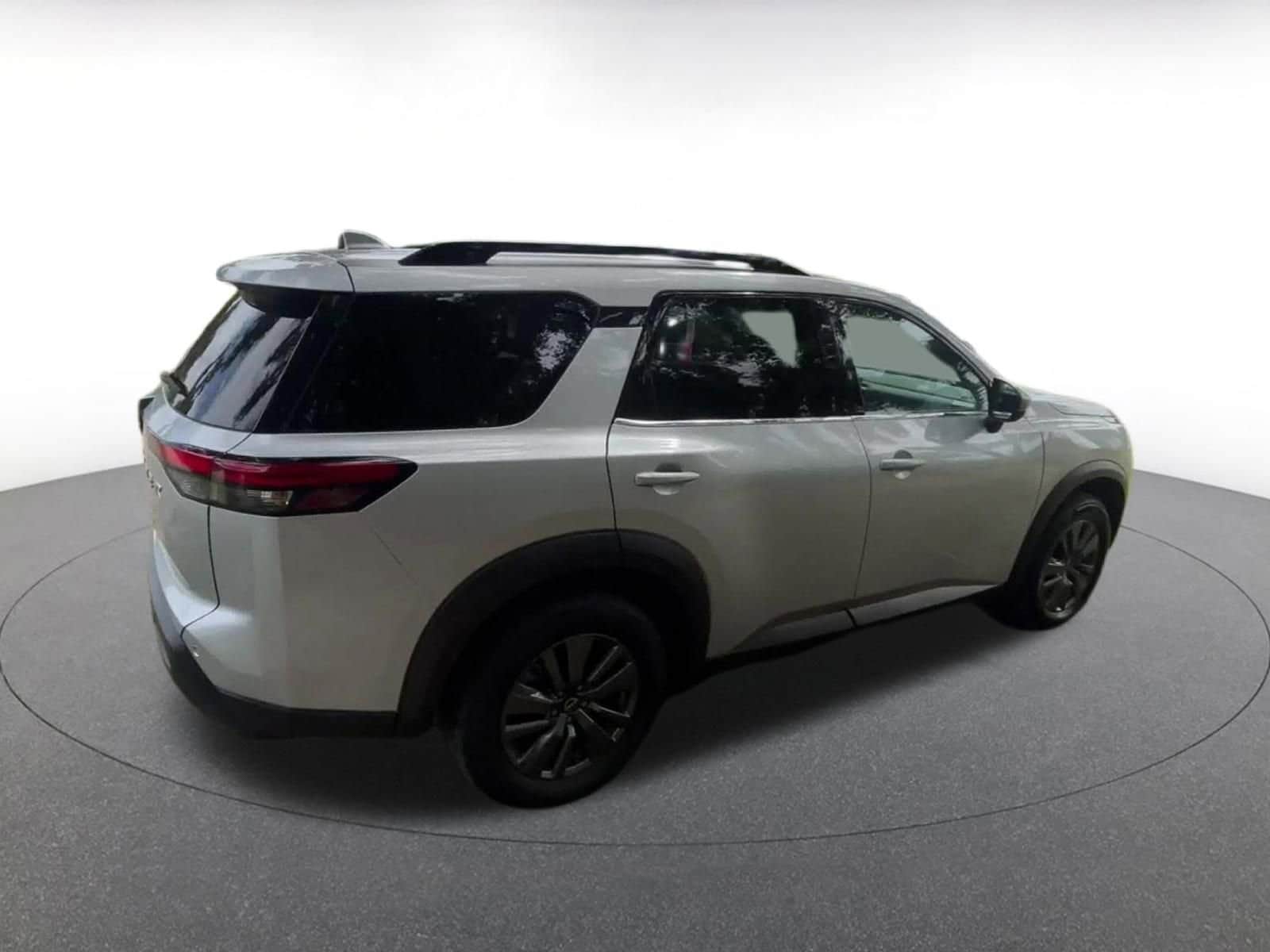 Thumbnail: 2025 Nissan Pathfinder - 14