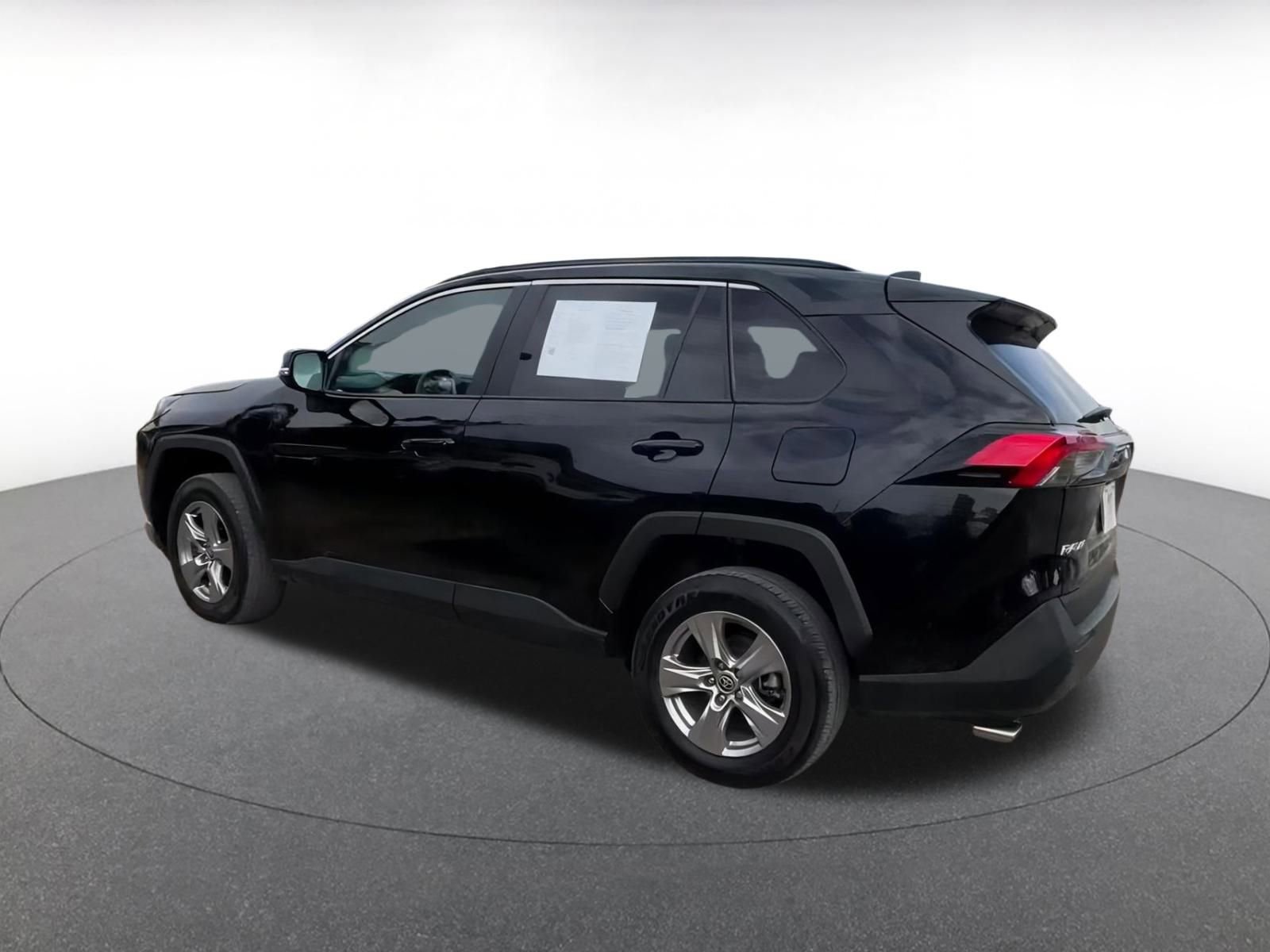 Thumbnail: 2025 Toyota RAV4 - 10