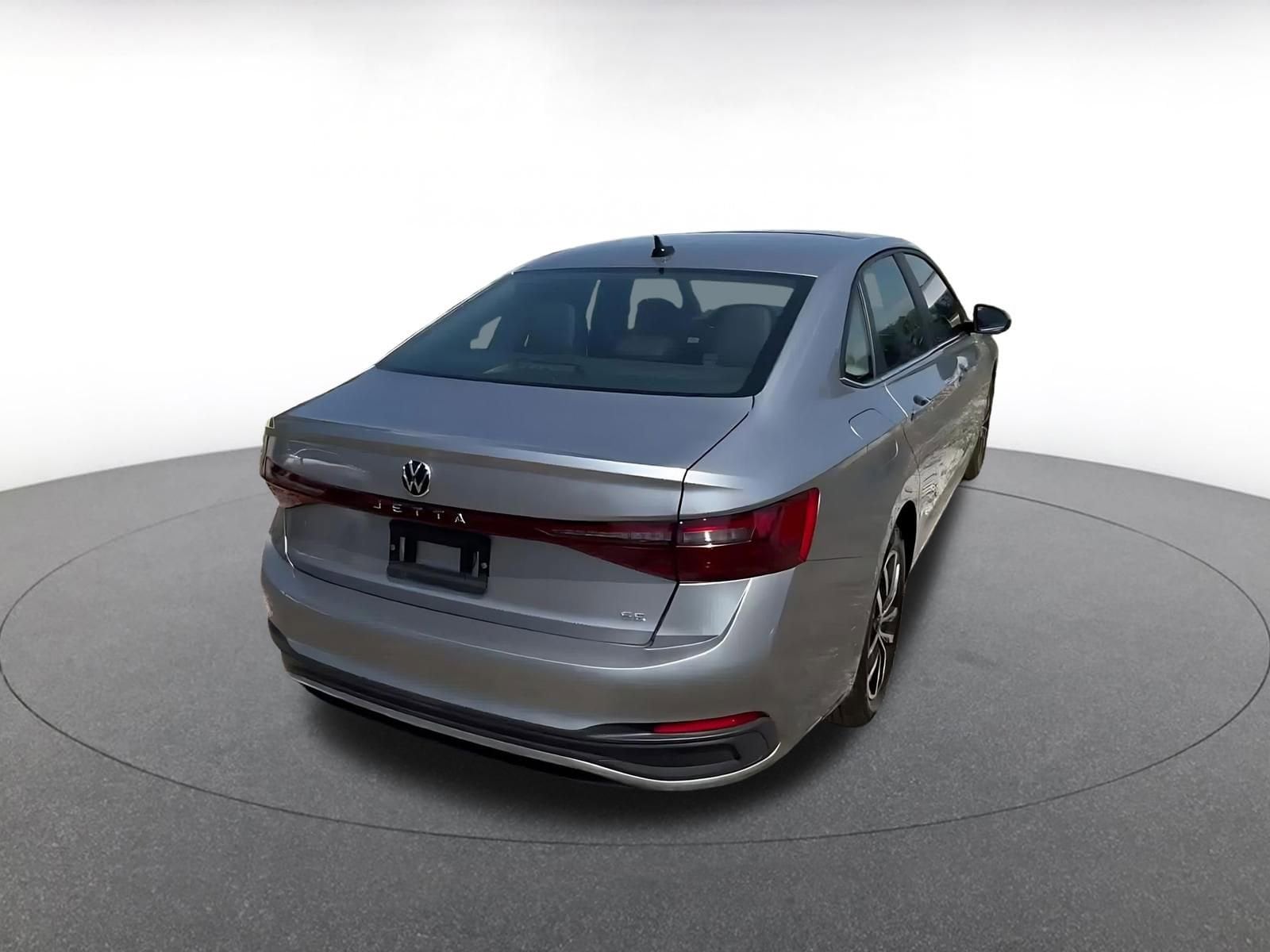 Thumbnail: 2025 Volkswagen Jetta - 15