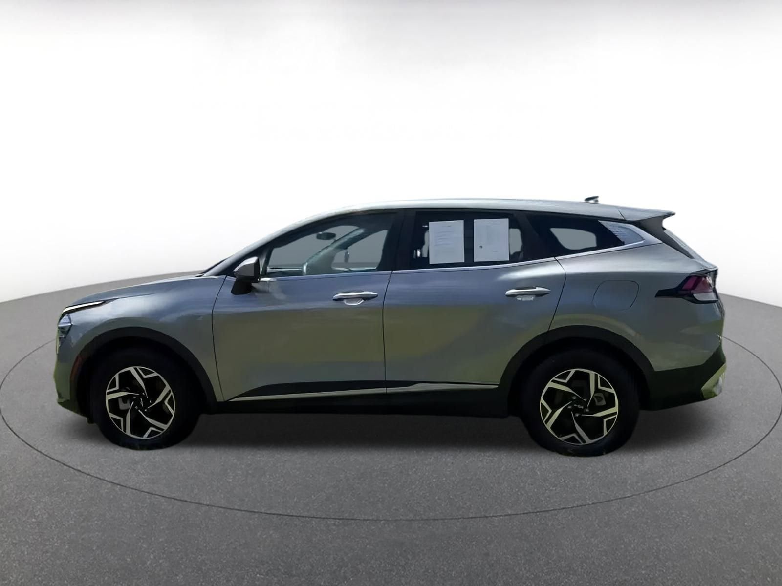 Thumbnail: 2024 Kia Sportage - 9