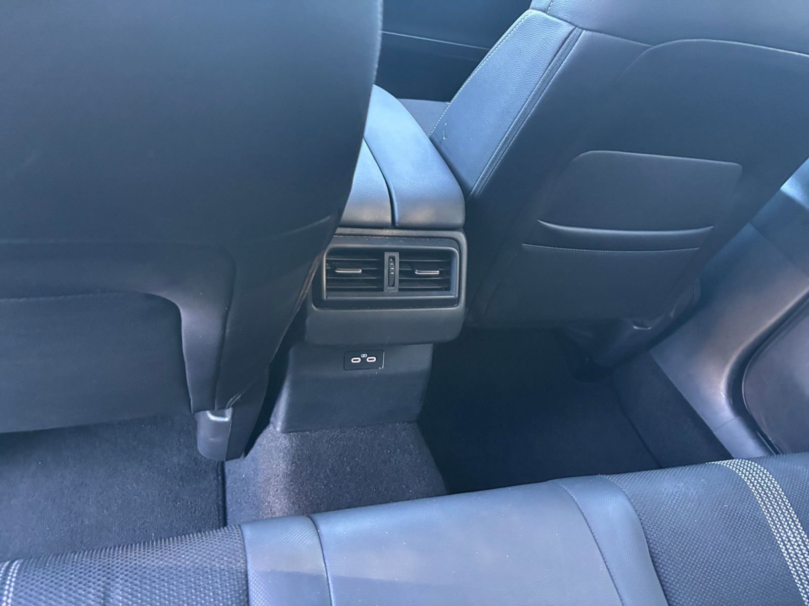 Thumbnail: 2025 Mazda CX-50 - 24