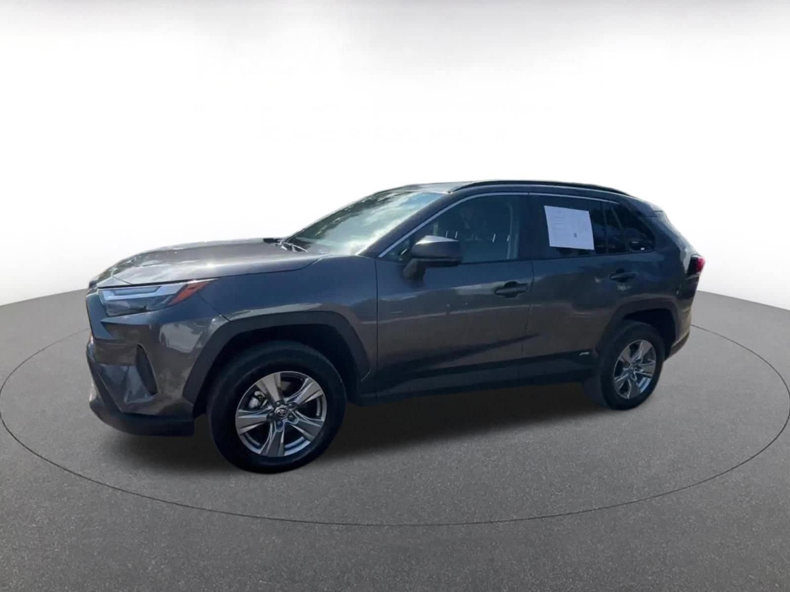 Thumbnail: 2025 Toyota RAV4 - 8