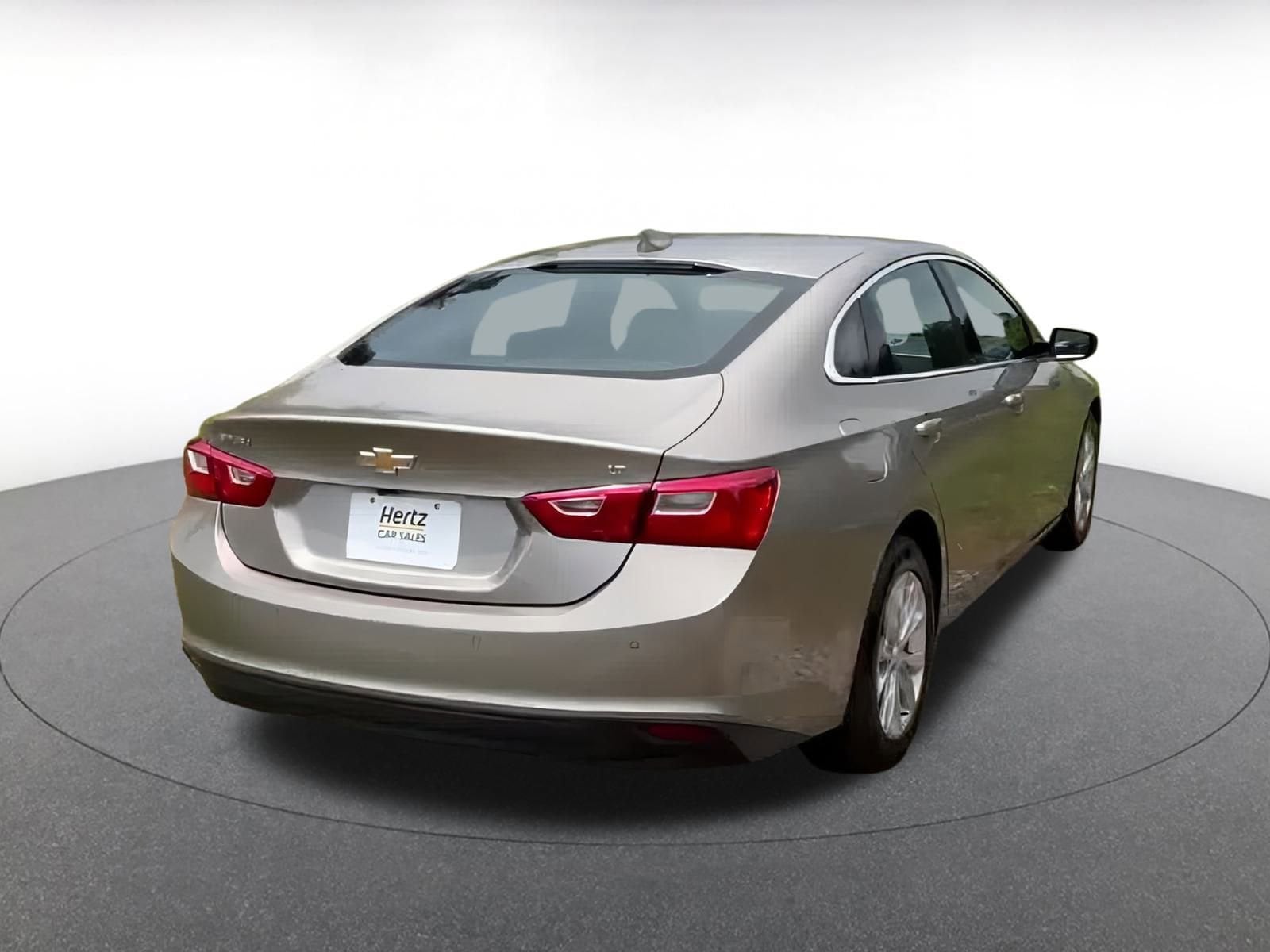 Thumbnail: 2024 Chevrolet Malibu - 14