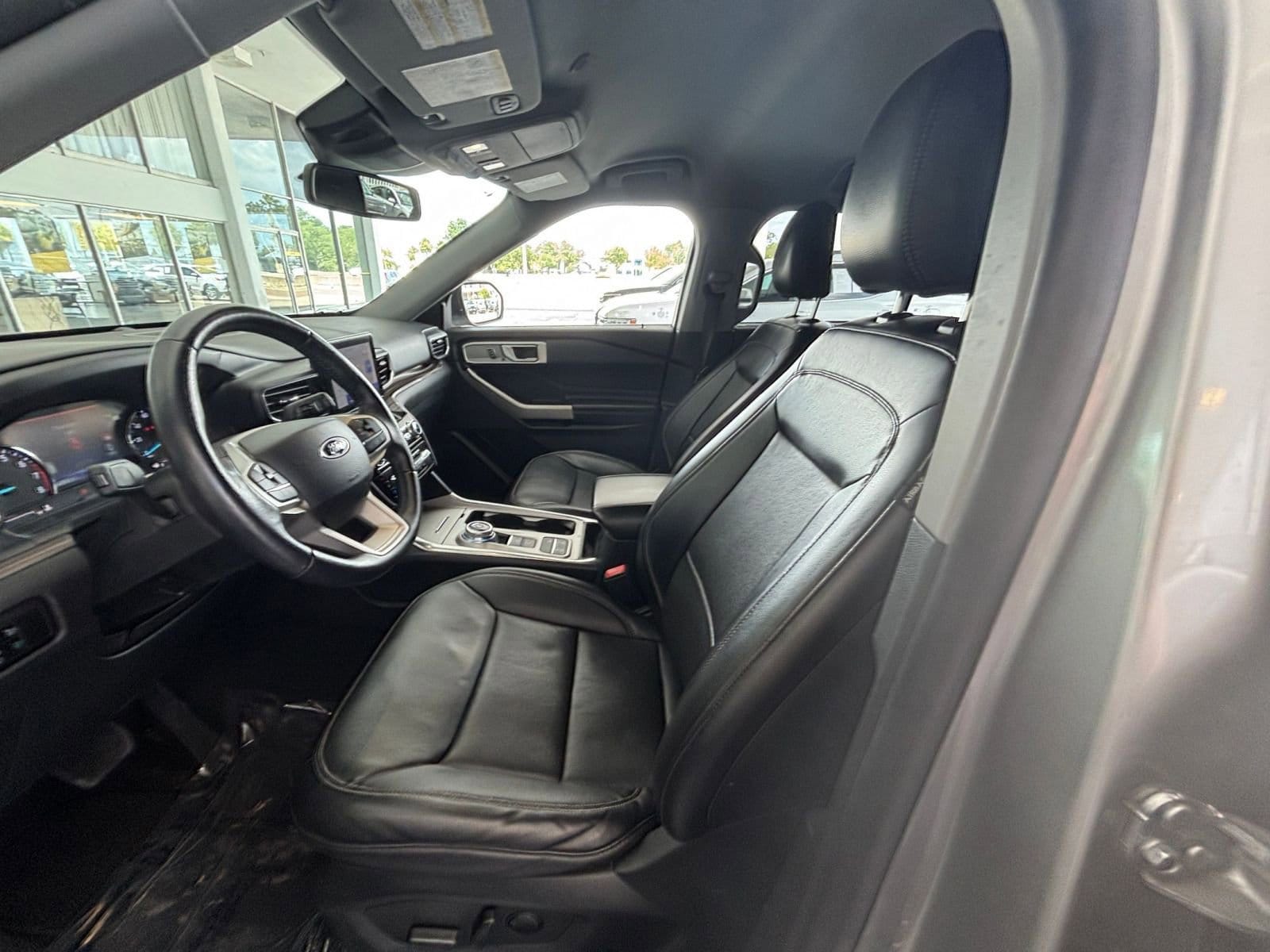 Thumbnail: 2023 Ford Explorer - 27