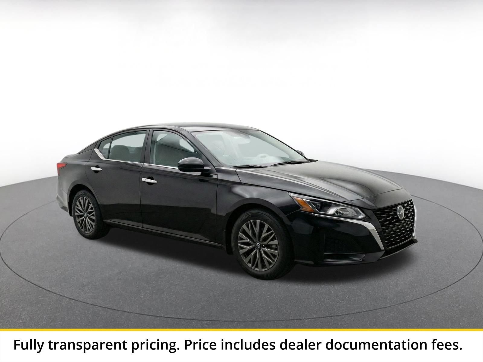 Thumbnail: 2025 Nissan Altima - 1