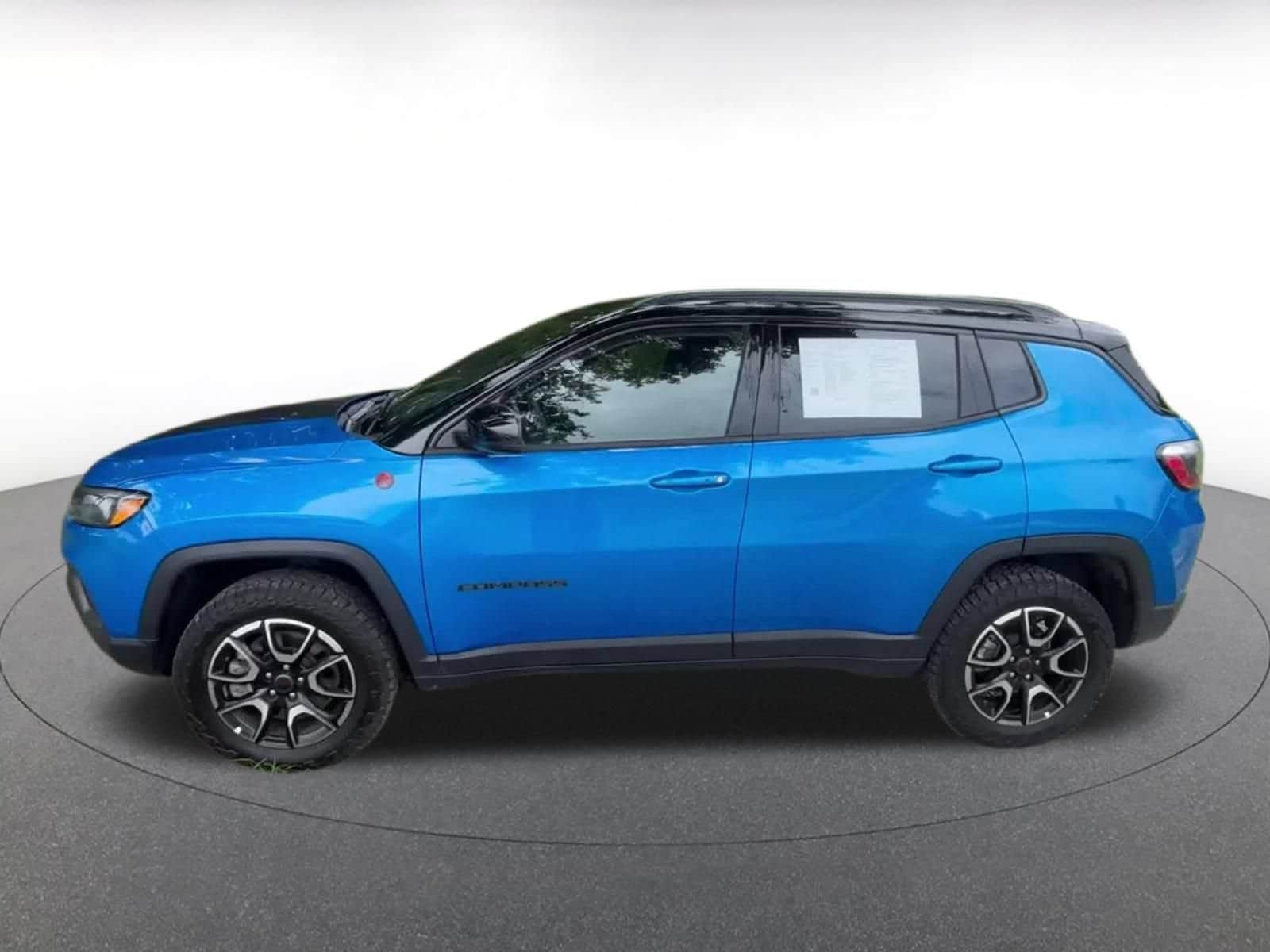 Thumbnail: 2025 Jeep Compass - 8