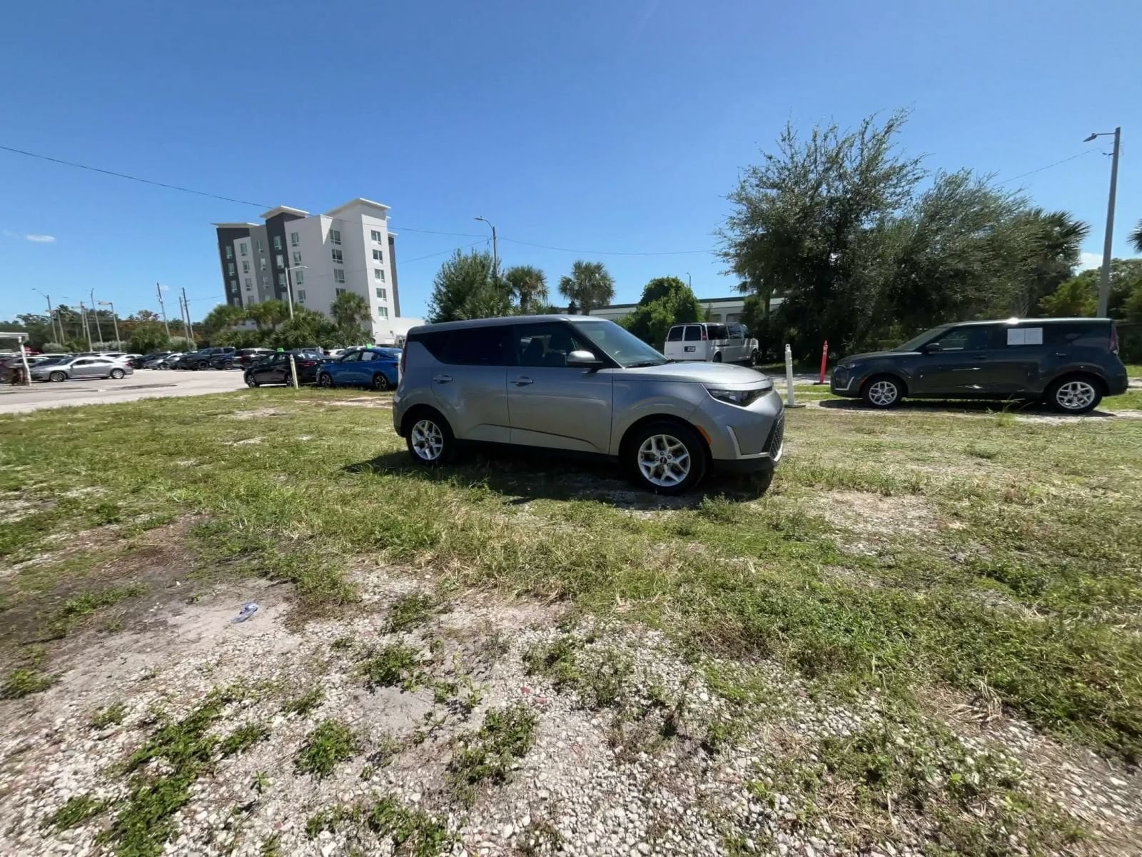 Thumbnail: 2025 Kia Soul - 3