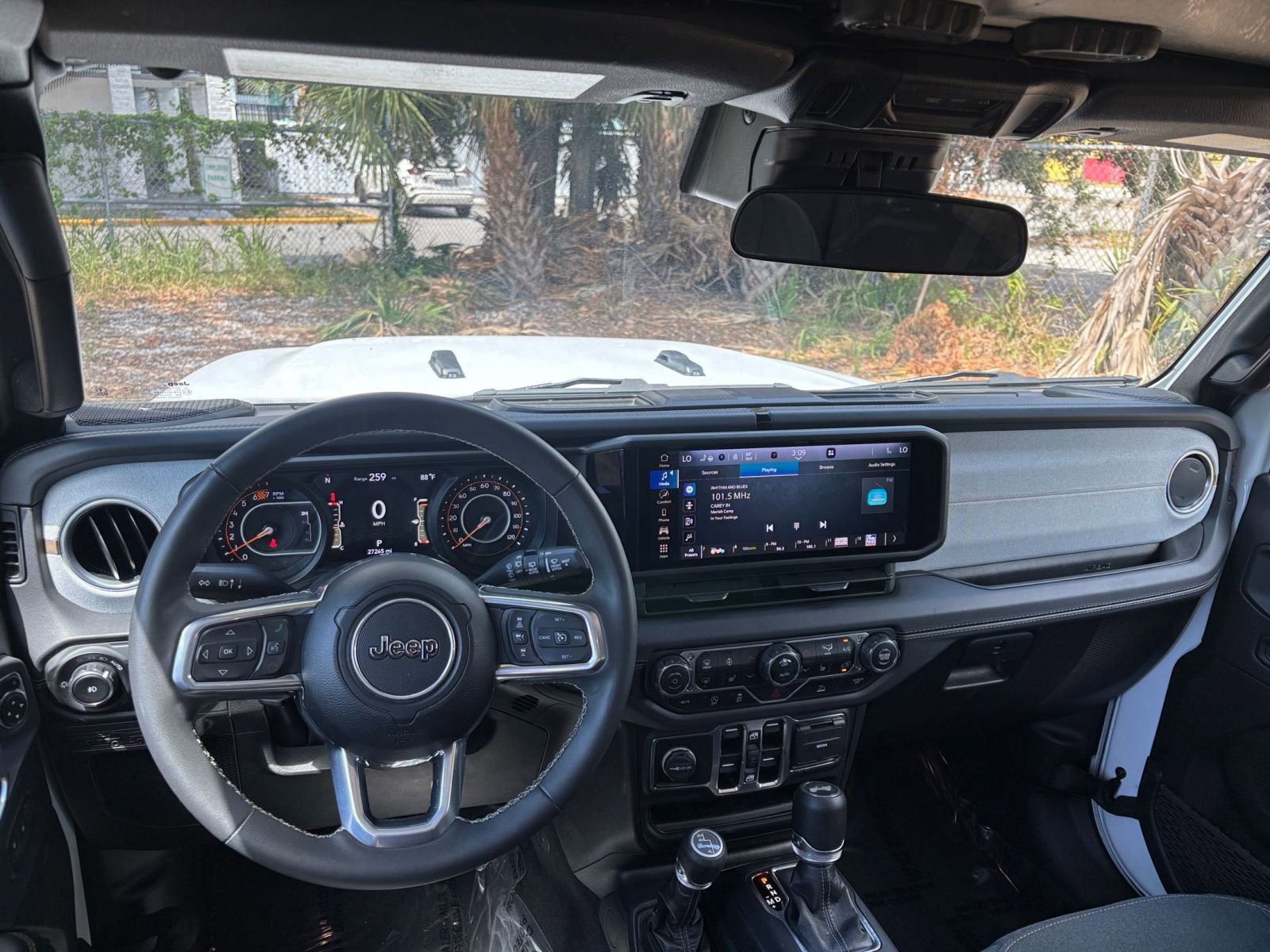 Thumbnail: 2025 Jeep Wrangler - 34