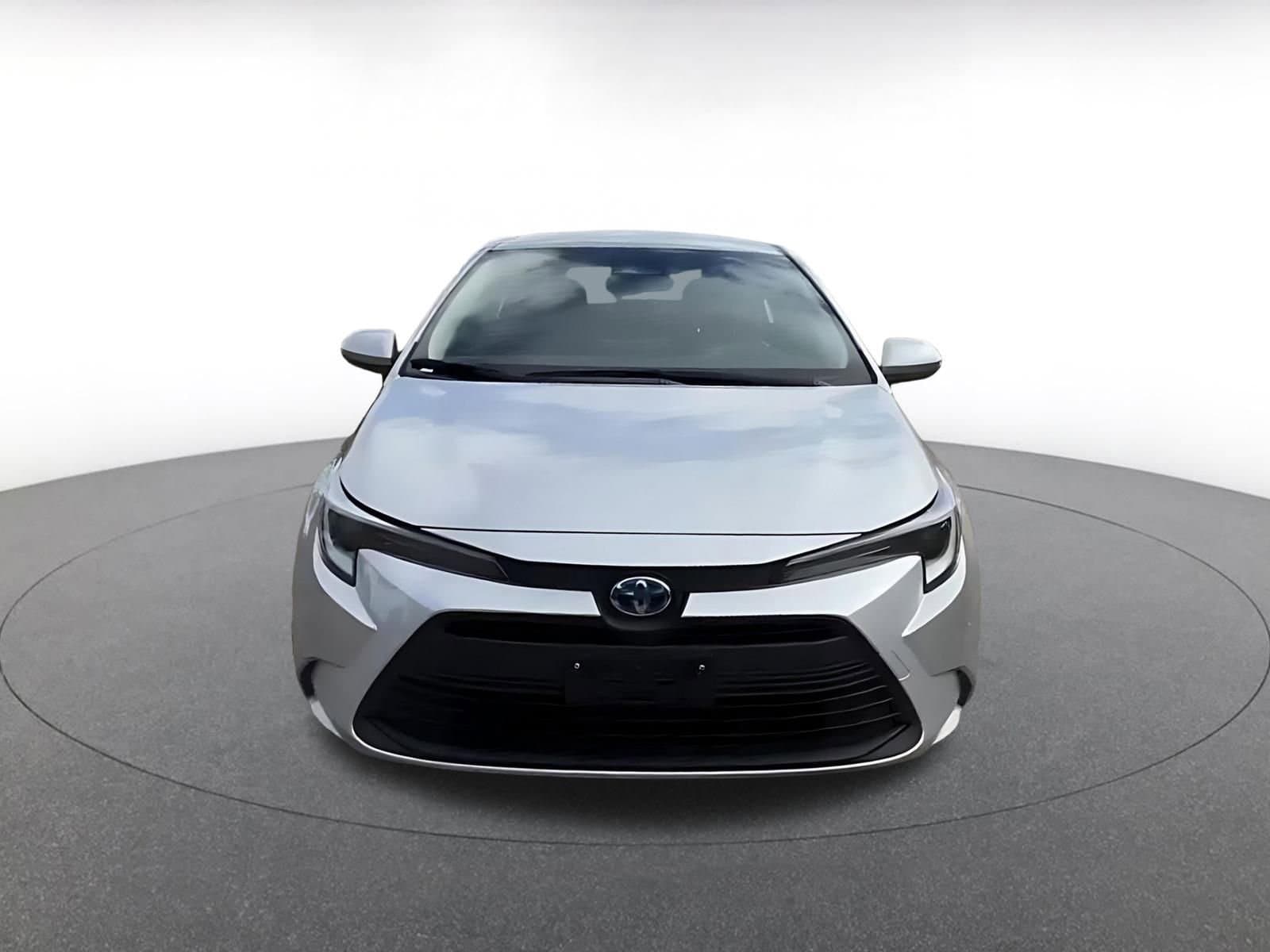 Thumbnail: 2025 Toyota Corolla - 3