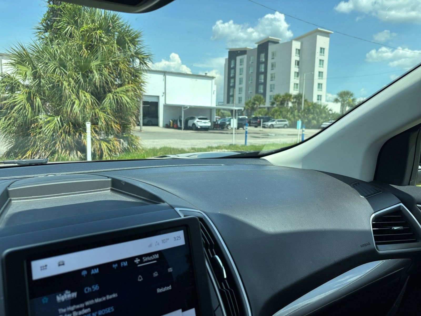 Thumbnail: 2024 Ford Edge - 35