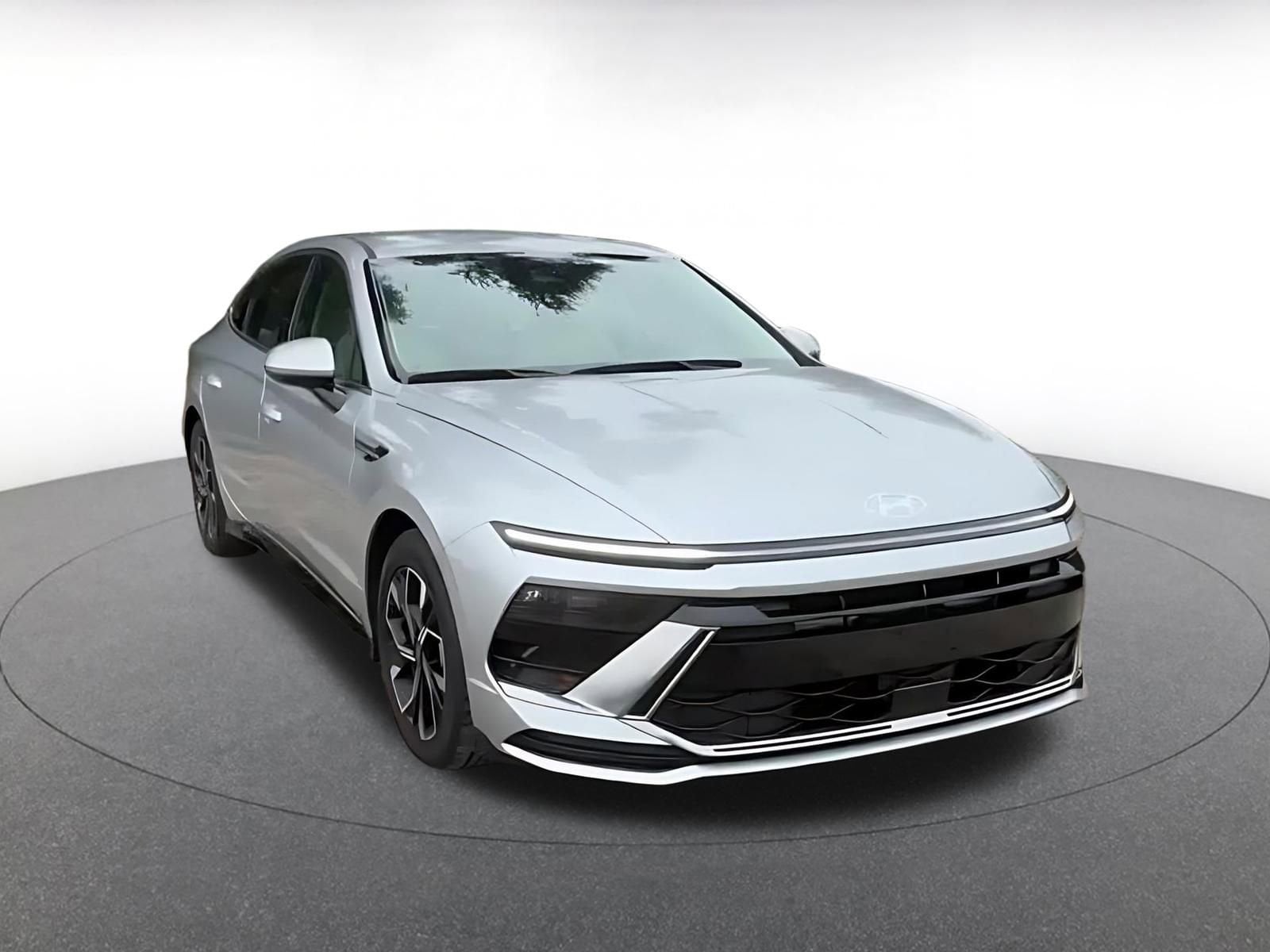 Thumbnail: 2025 Hyundai Sonata - 2