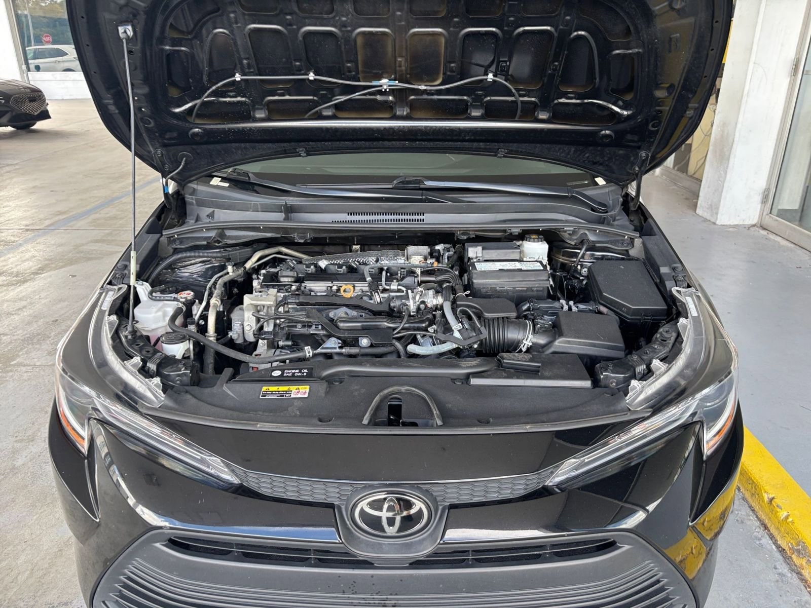 Thumbnail: 2023 Toyota Corolla - 32