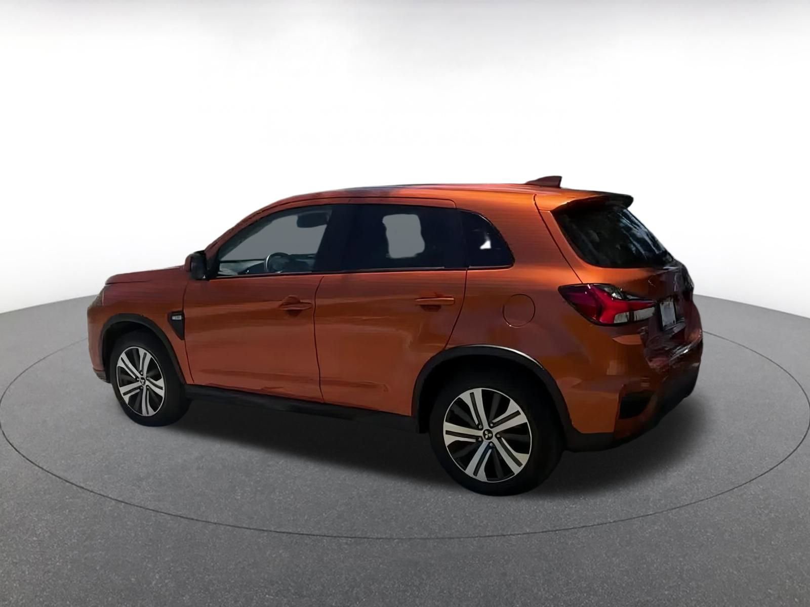 Thumbnail: 2022 Mitsubishi Outlander Sport - 8