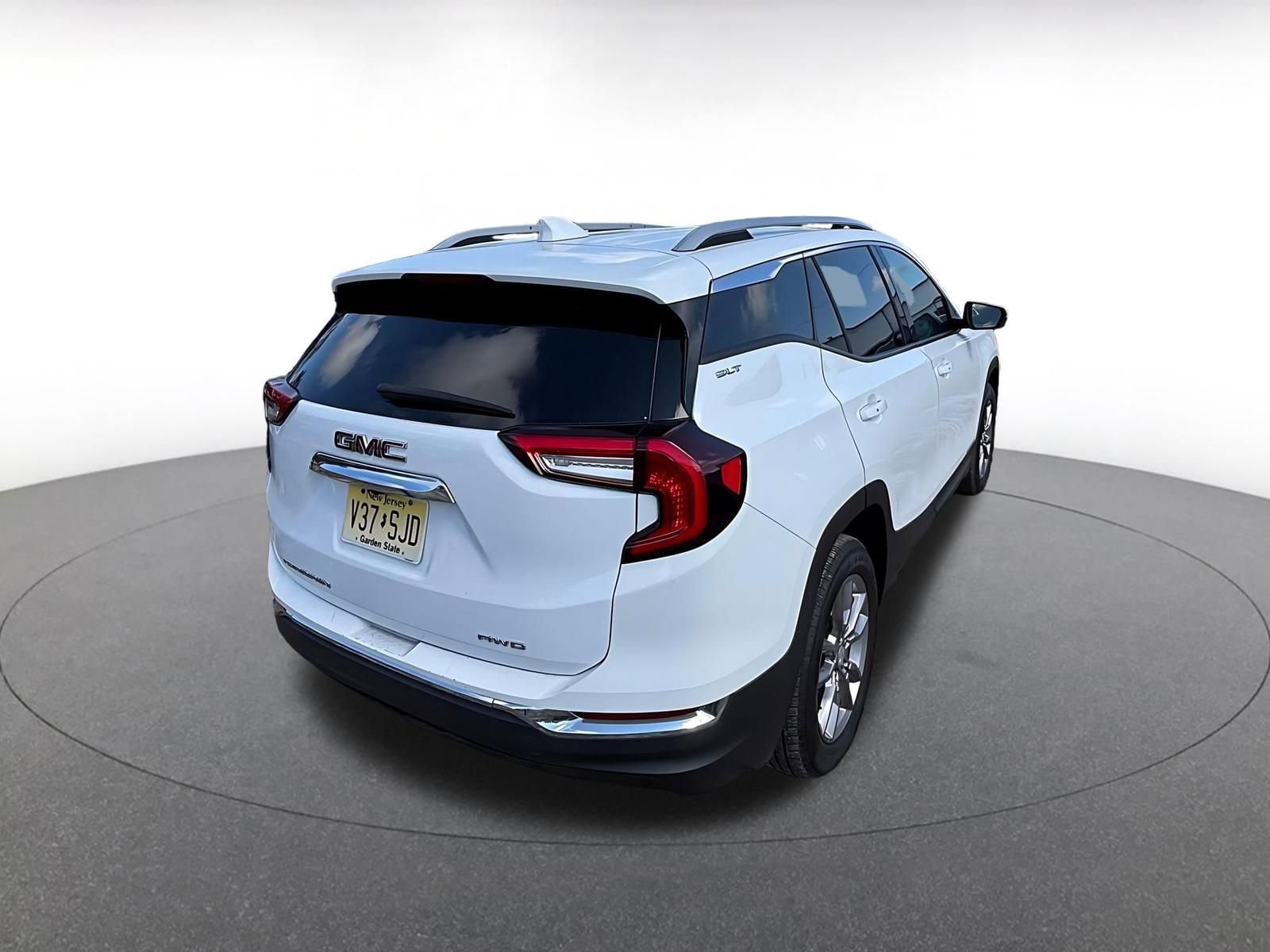 Thumbnail: 2024 GMC Terrain - 5