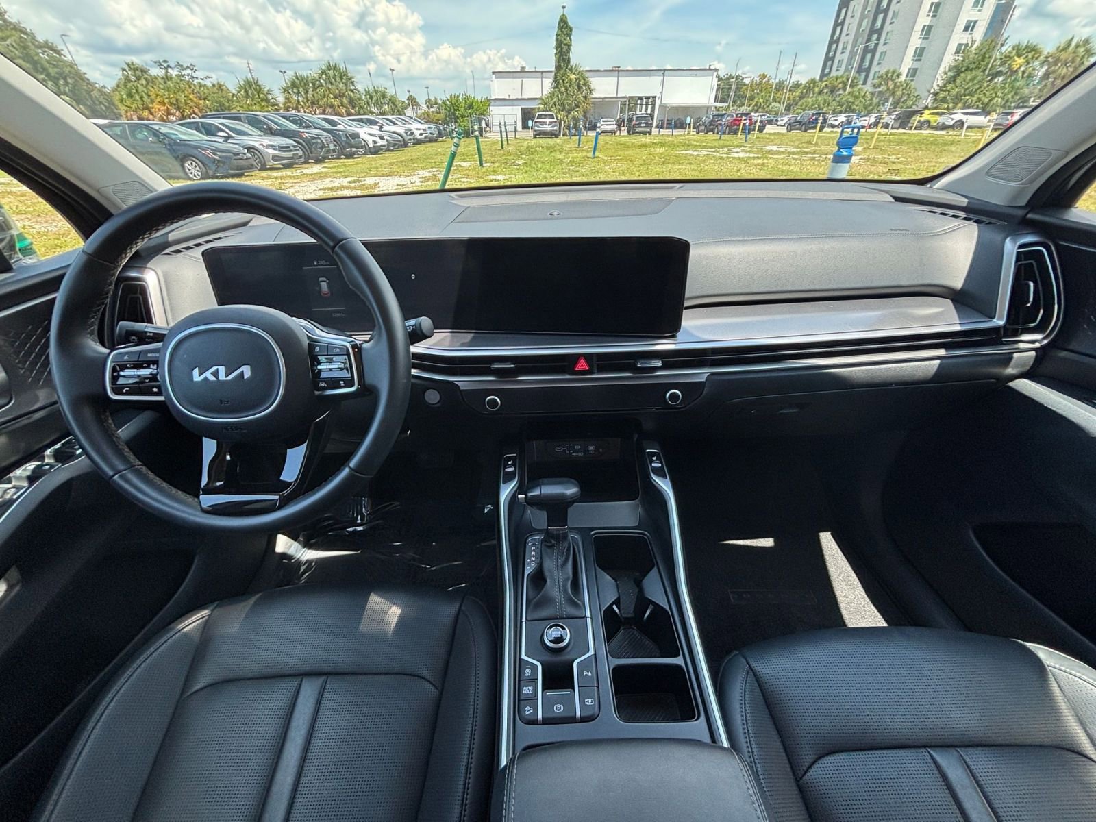 Thumbnail: 2024 Kia Sorento - 28