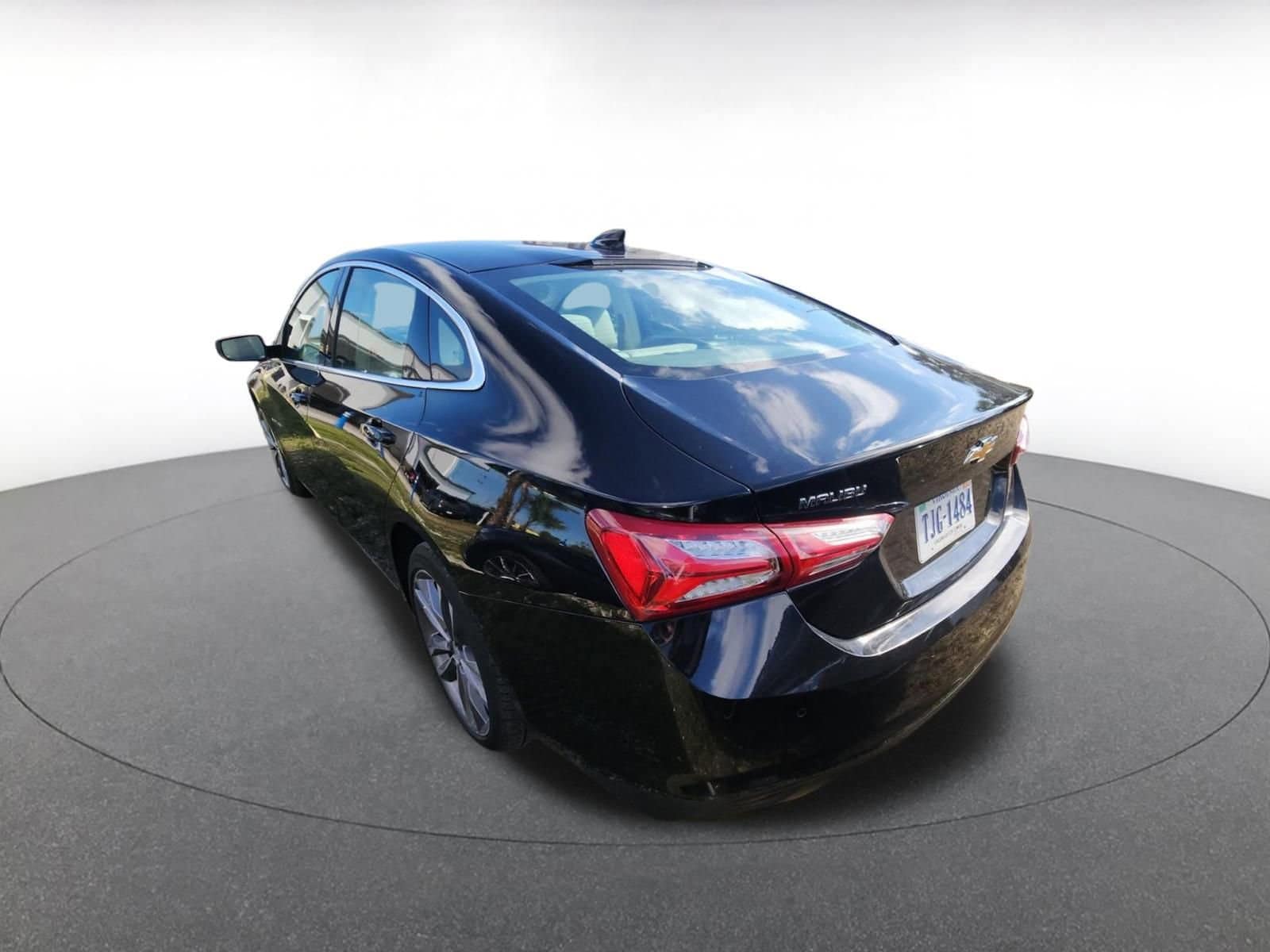 Thumbnail: 2024 Chevrolet Malibu - 5