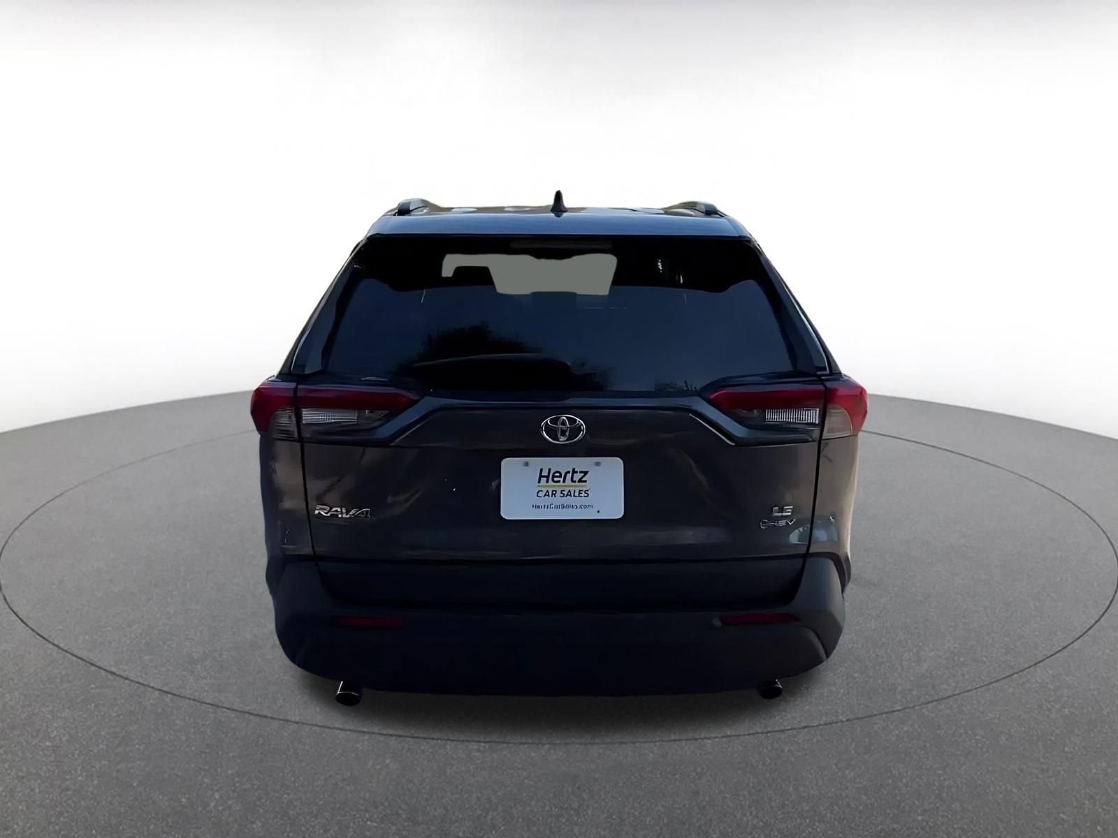 Thumbnail: 2025 Toyota RAV4 - 12