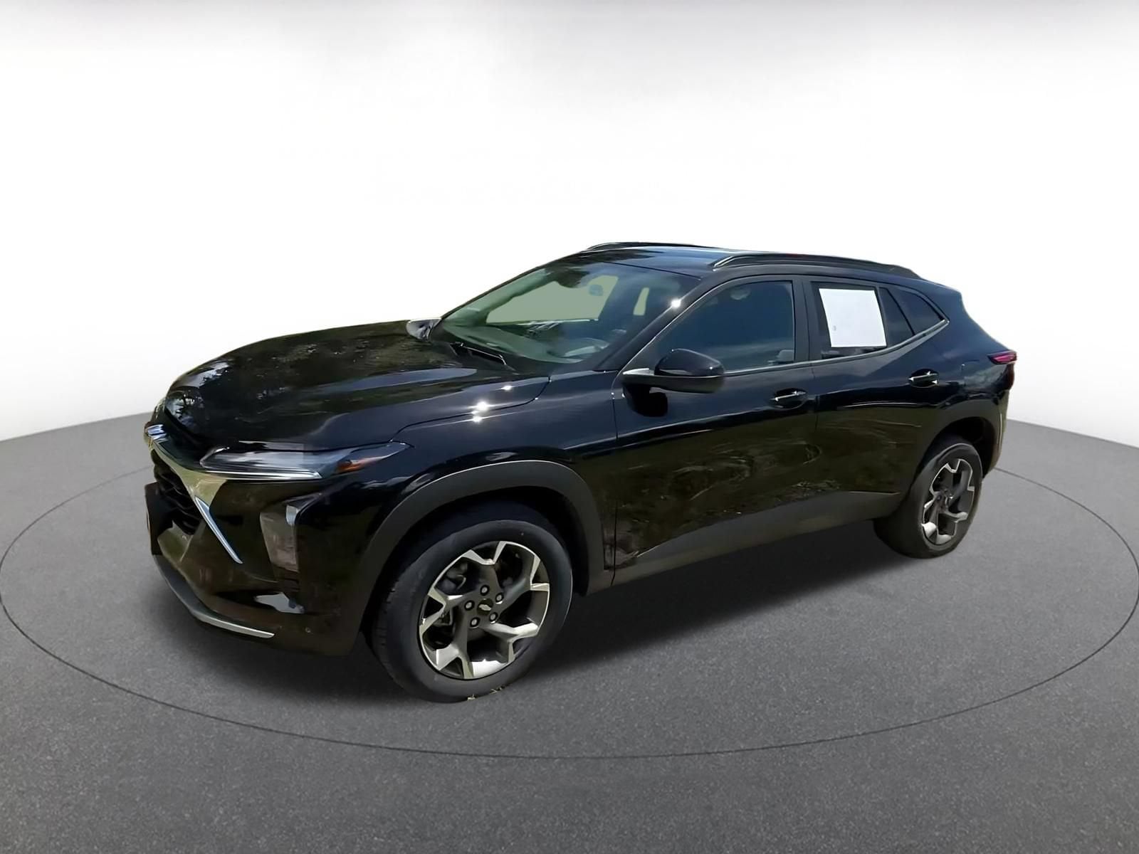 Thumbnail: 2025 Chevrolet Trax - 7